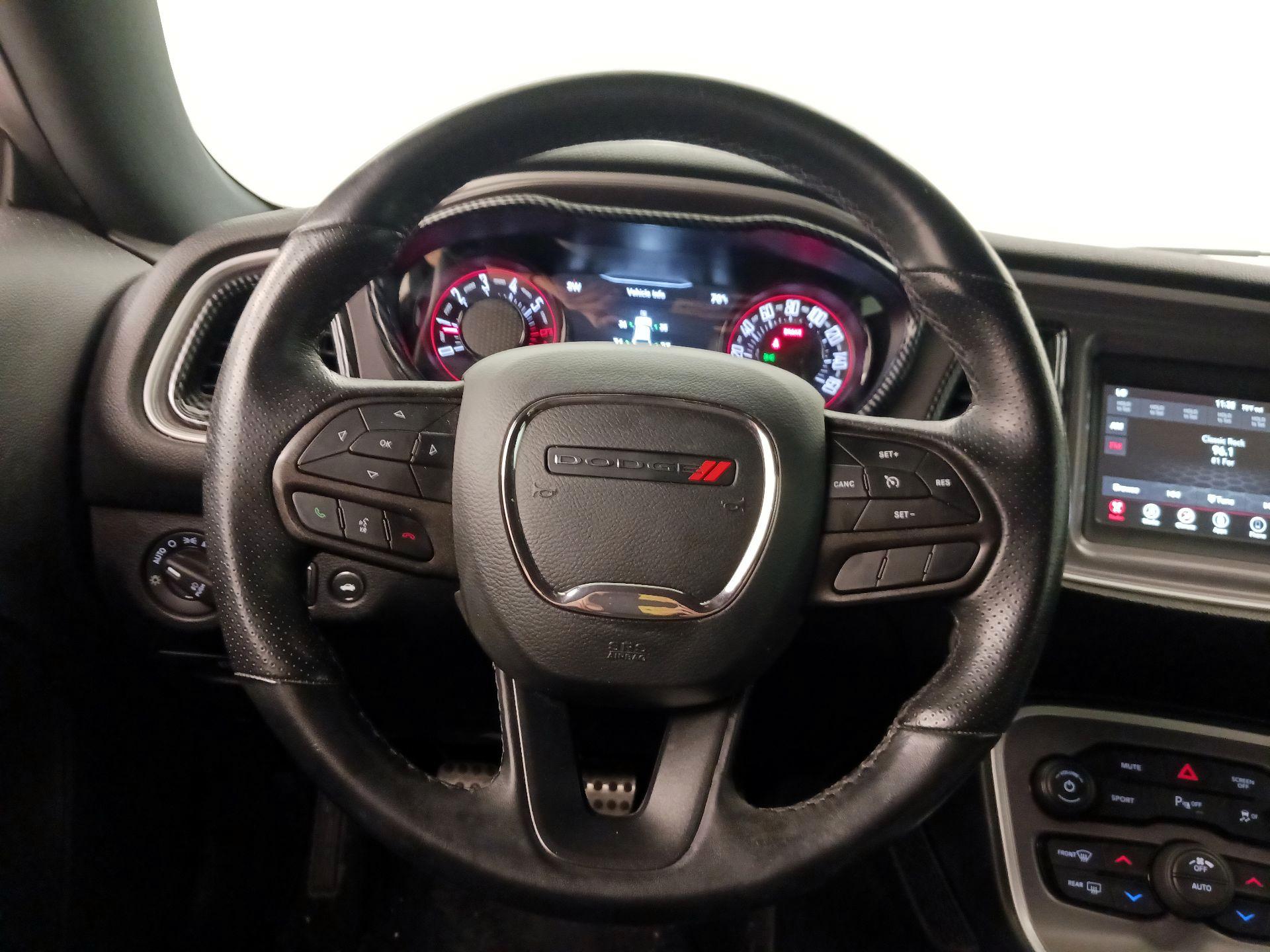 Thumbnail: 2022 Dodge Challenger - 10