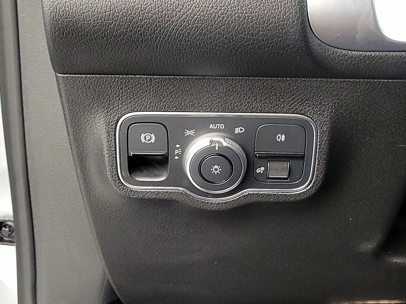 2023 Mercedes-Benz GLB Base - Photo 14