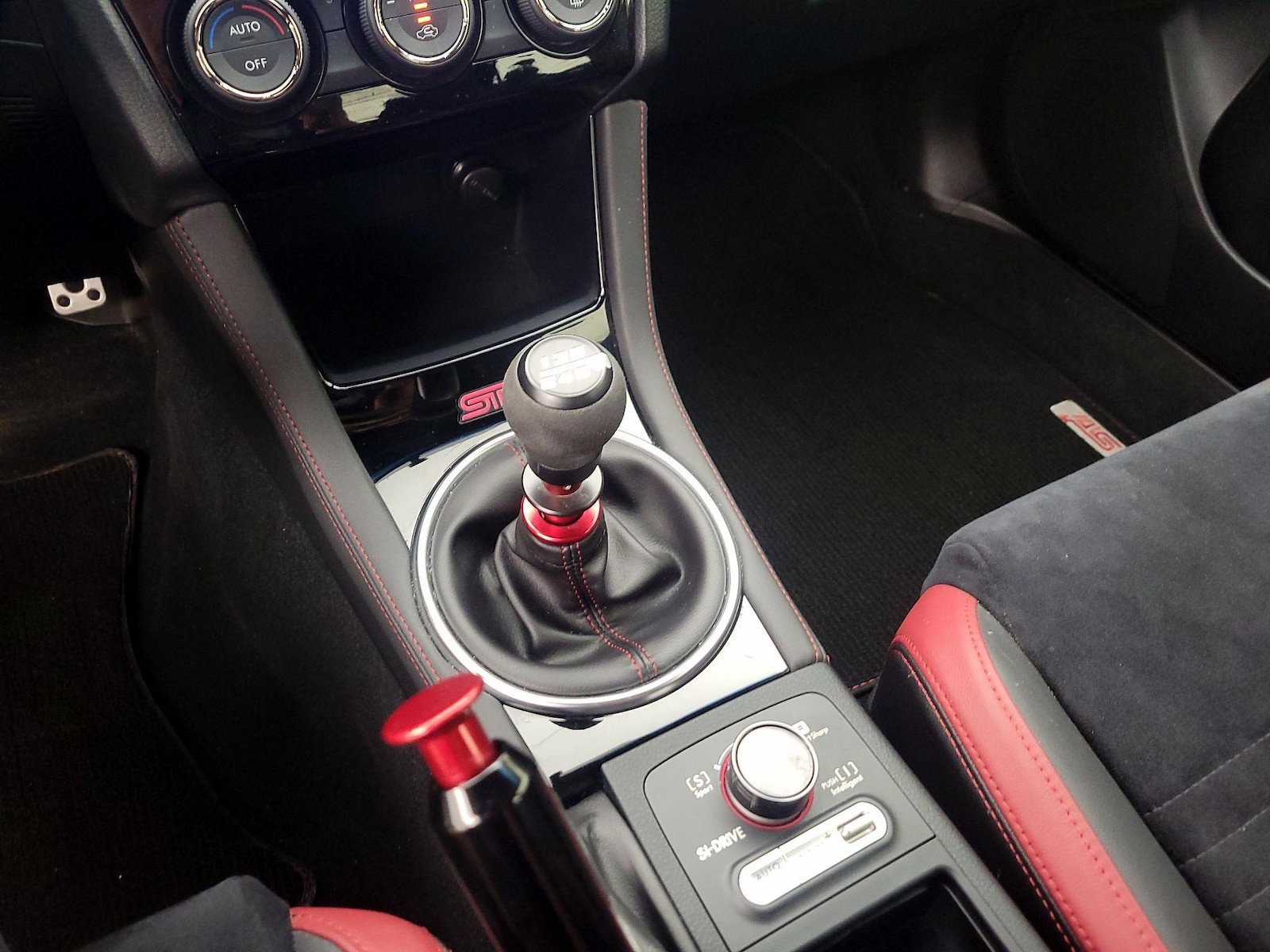 2021 Subaru WRX STI Base - Photo 18