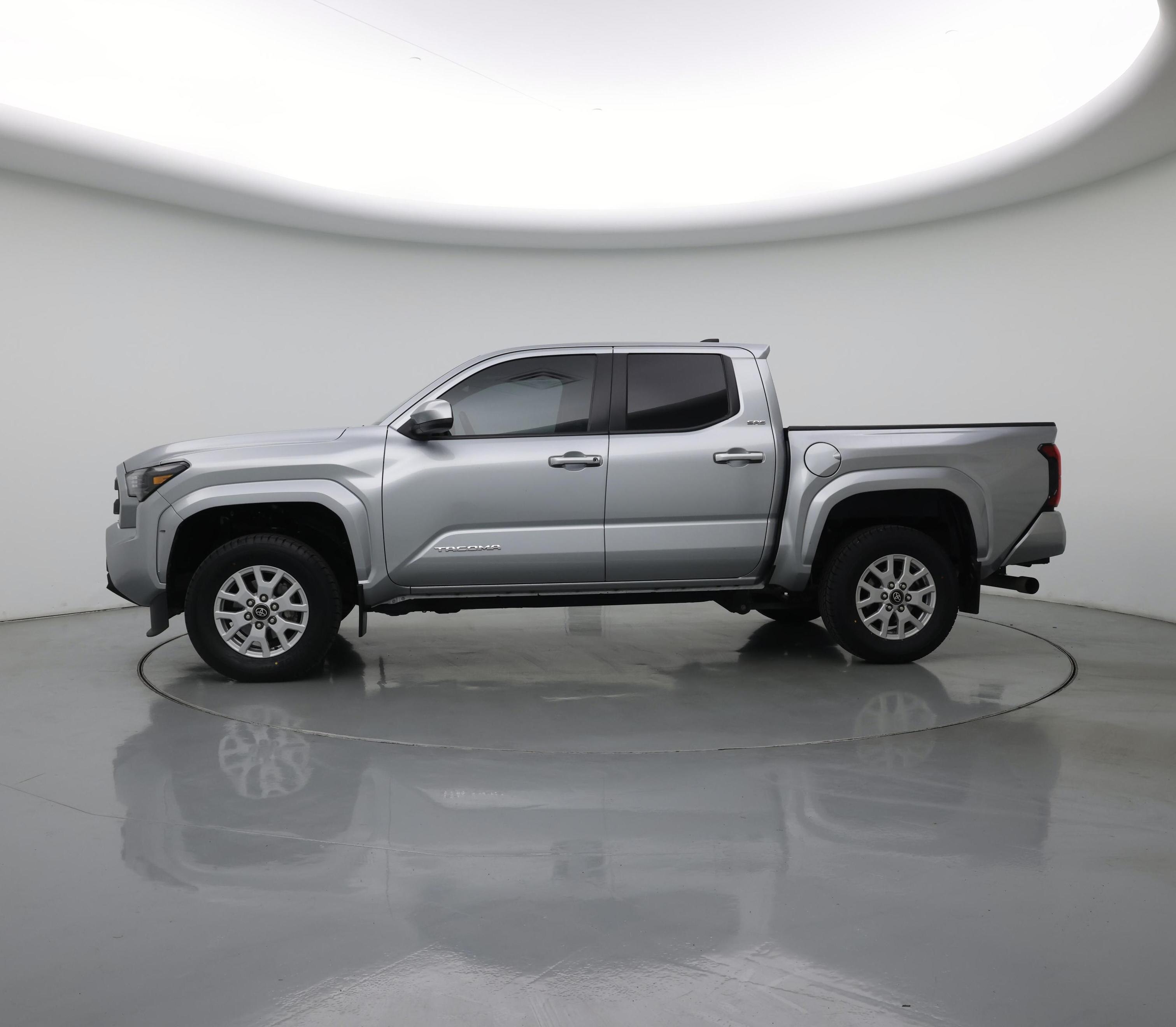 Thumbnail: 2024 Toyota Tacoma - 3
