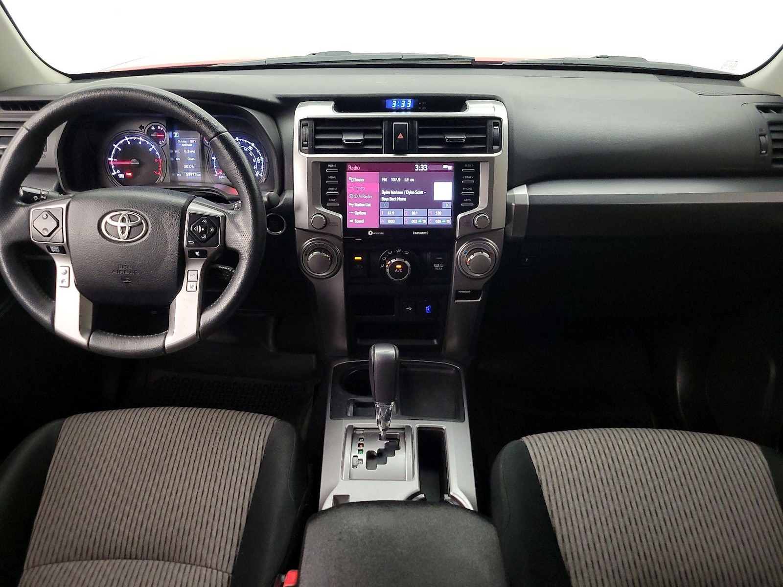 2022 Toyota 4Runner SR5 - Photo 10