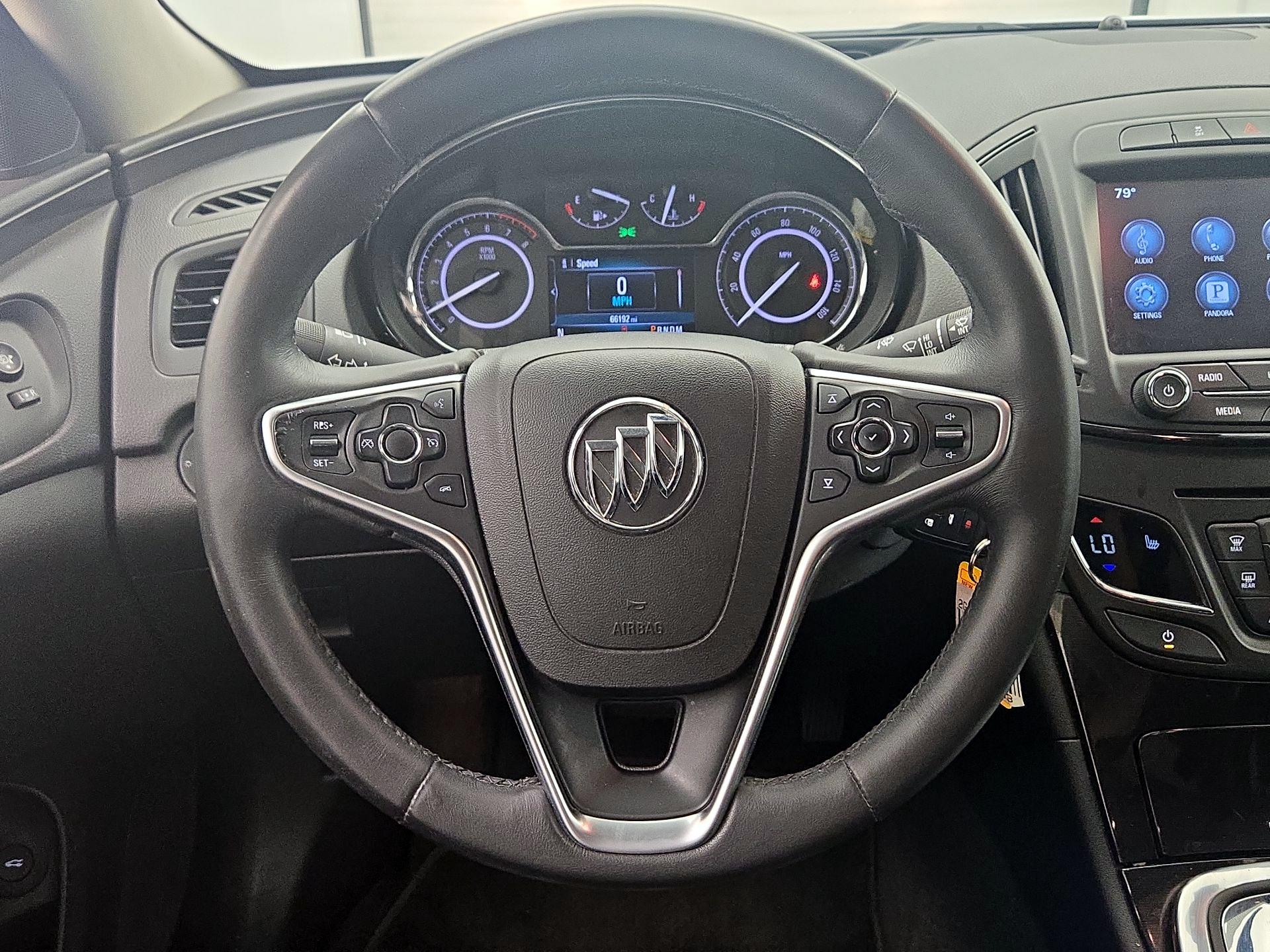 Thumbnail: 2017 Buick Regal - 10