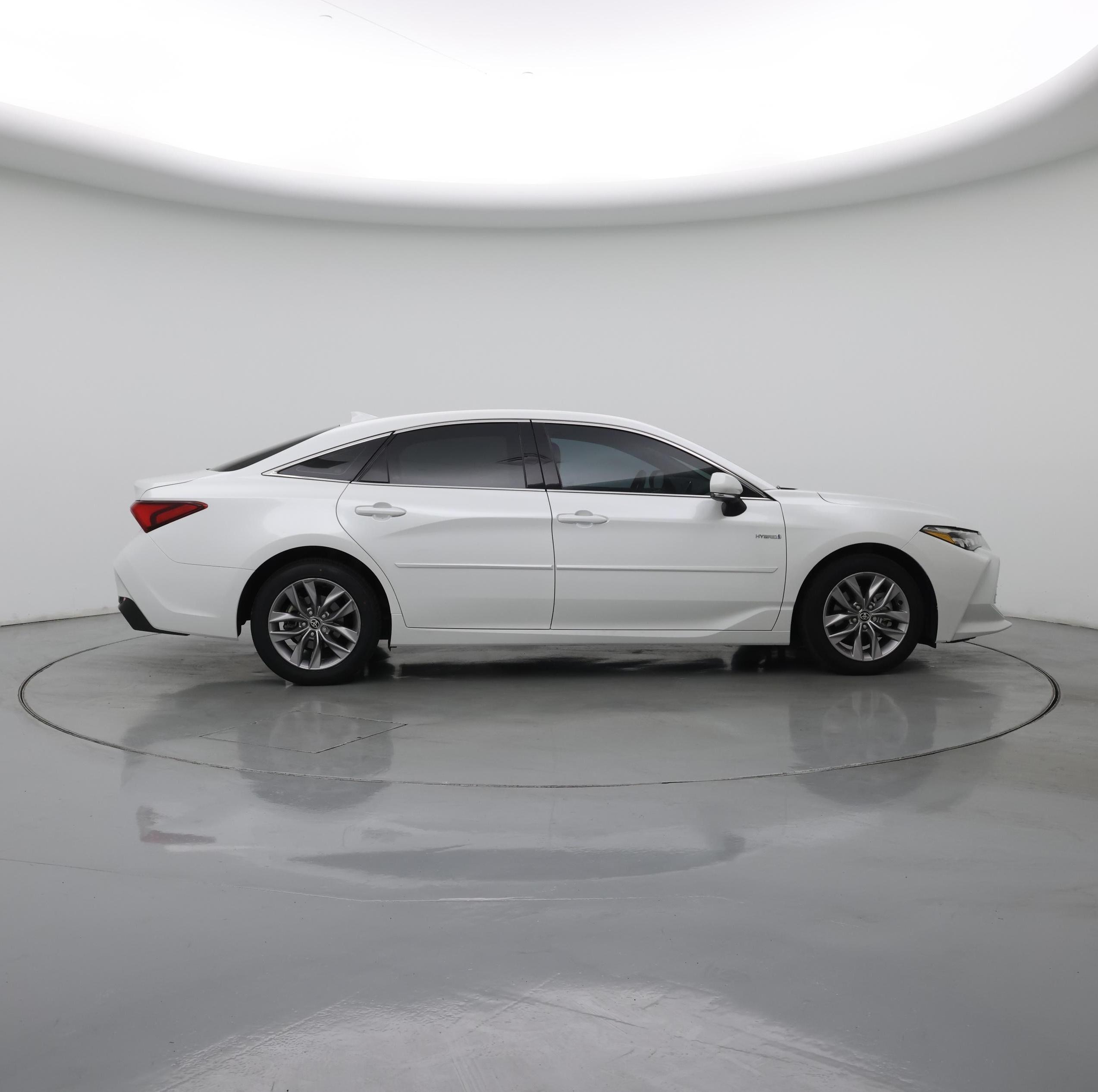 Thumbnail: 2021 Toyota Avalon - 7