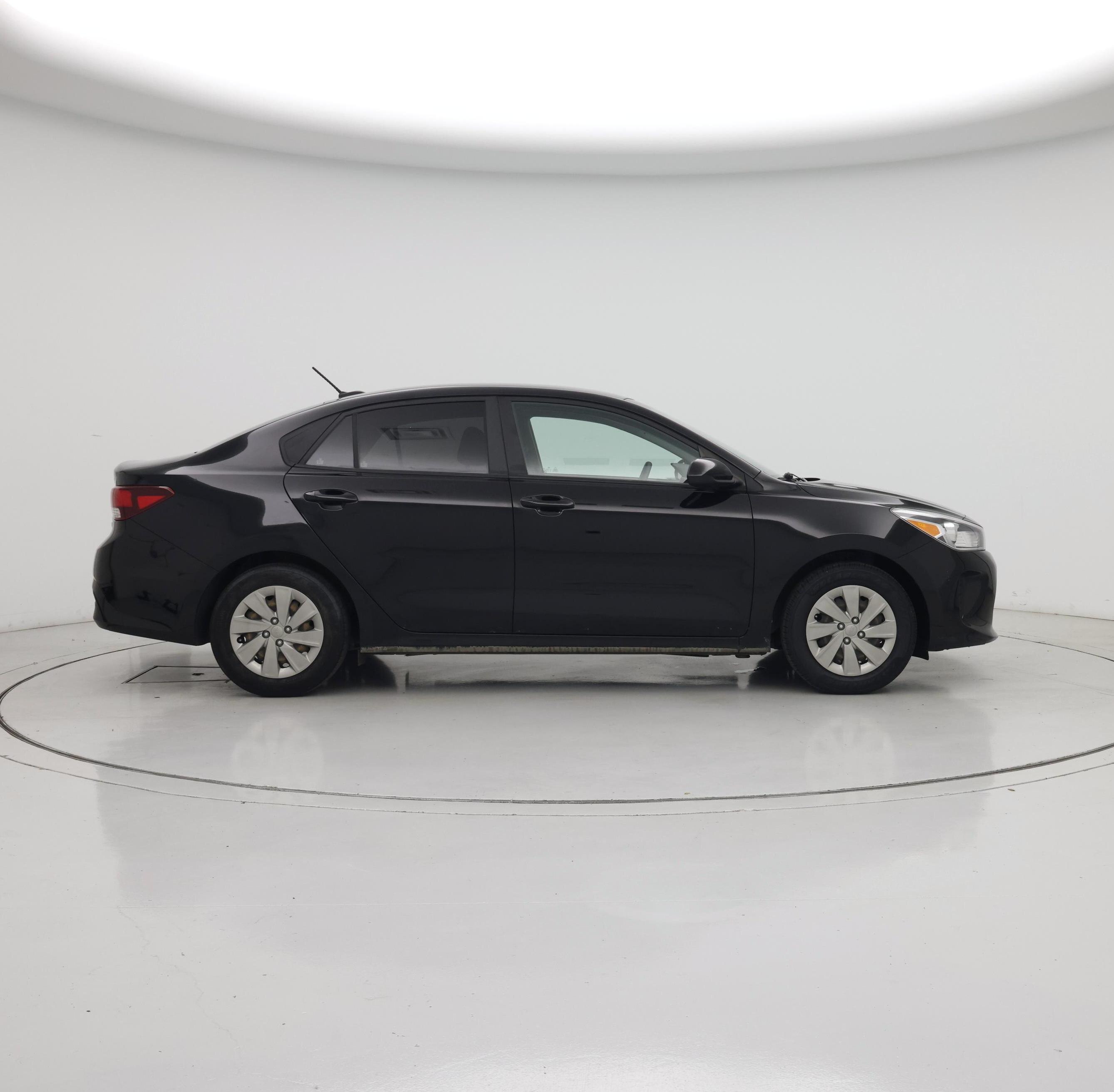 Thumbnail: 2020 Kia Rio - 7