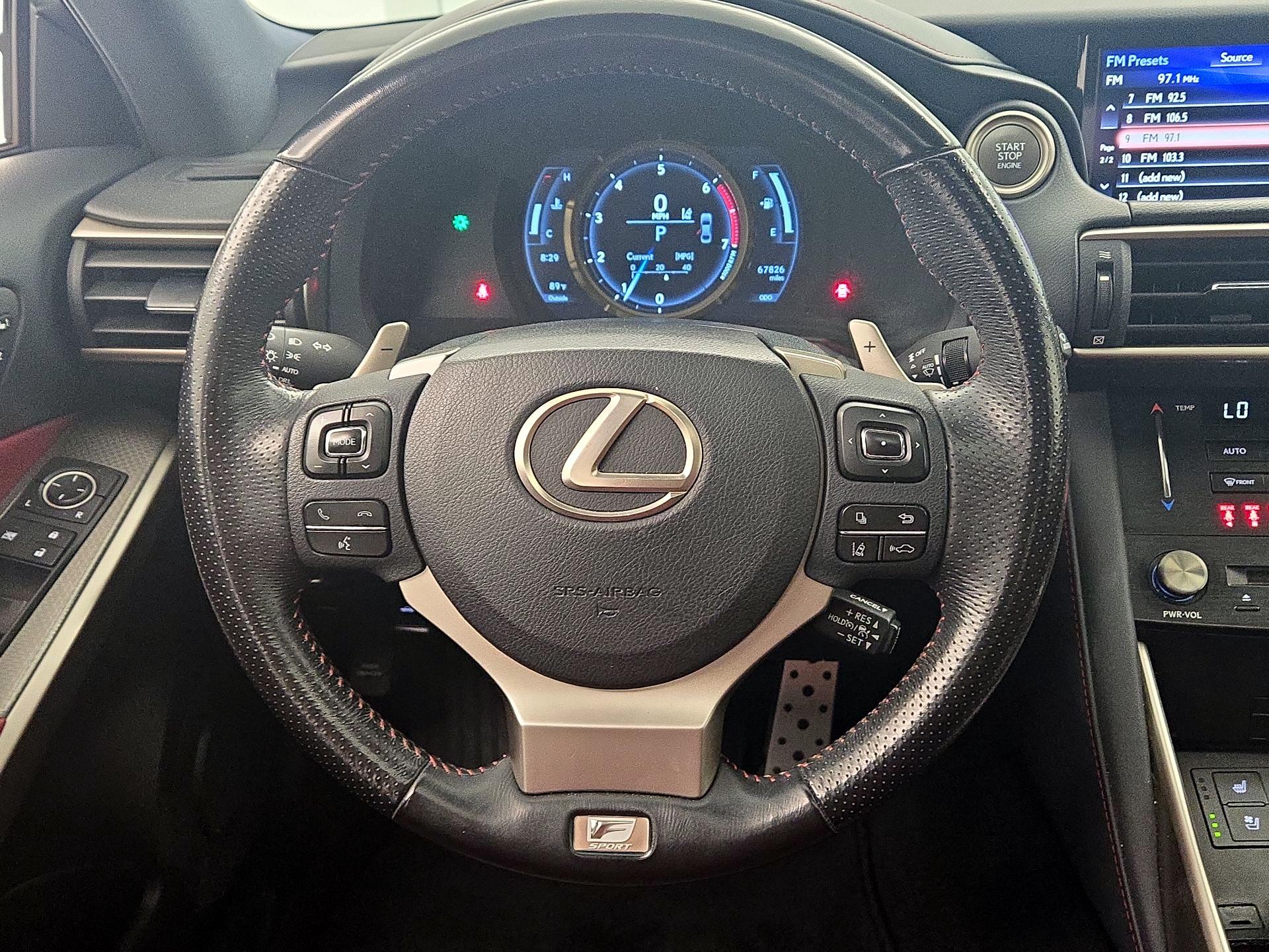 Thumbnail: 2018 Lexus IS - 10