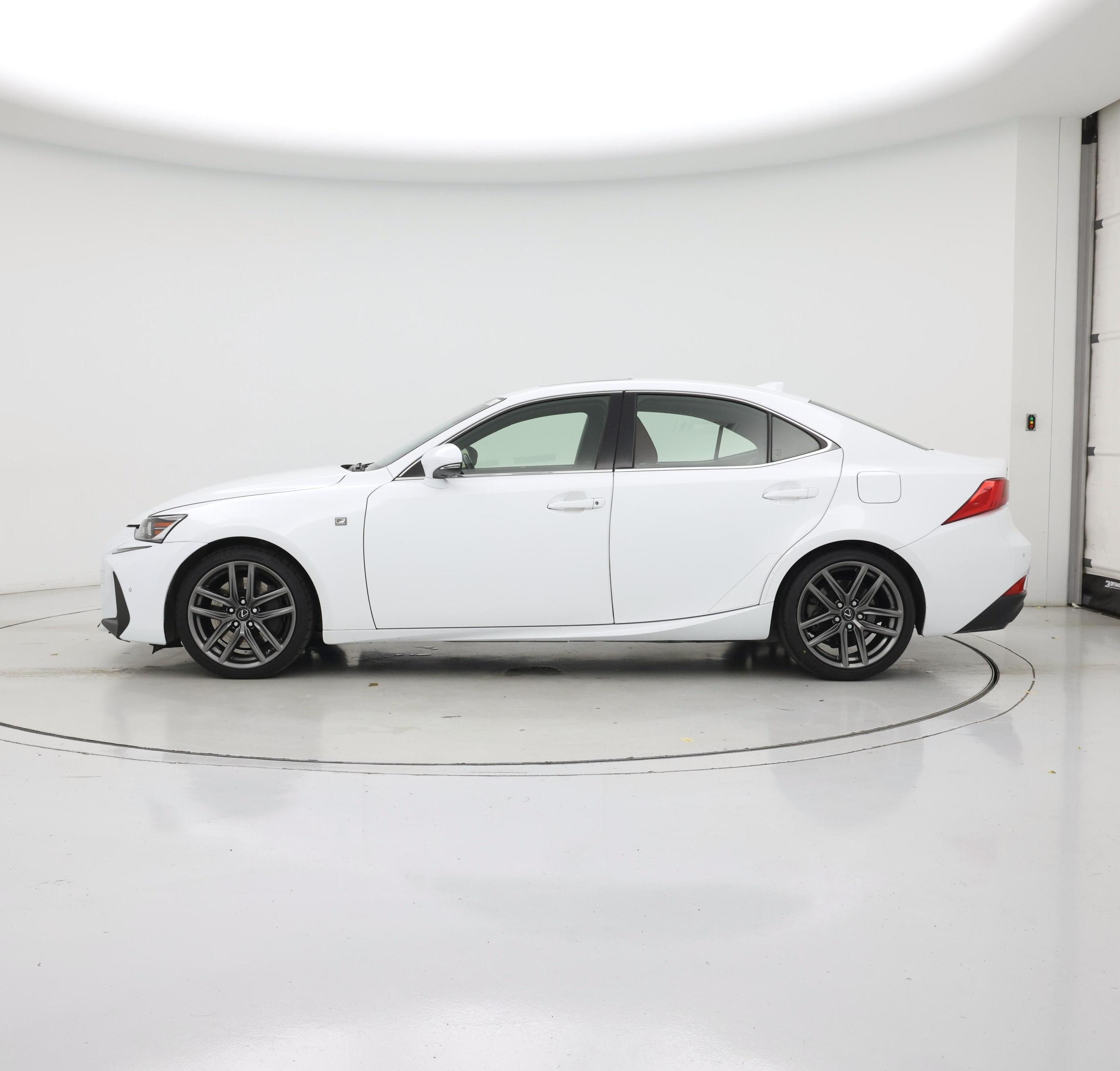 Thumbnail: 2018 Lexus IS - 3
