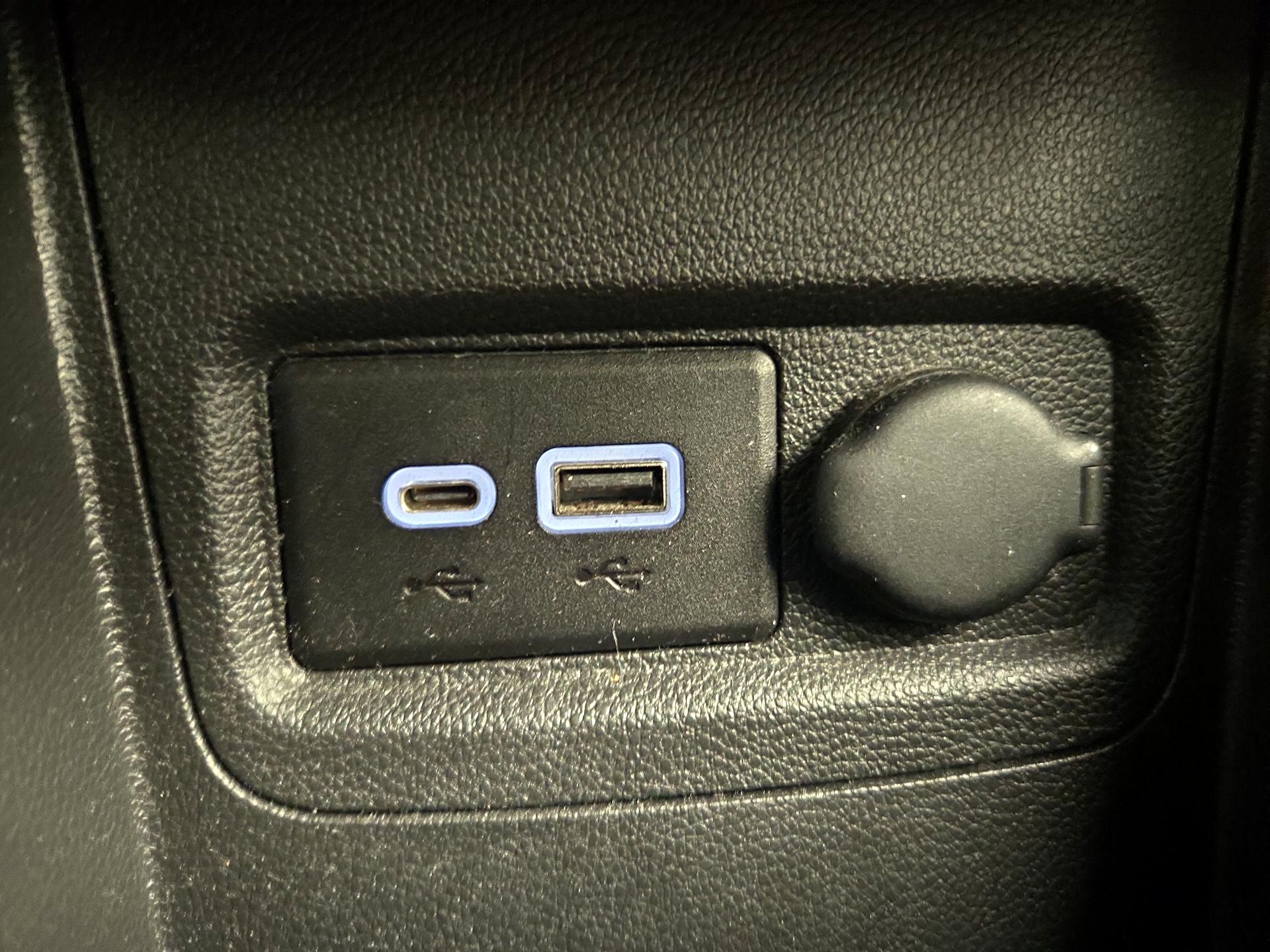 Thumbnail: 2020 Chevrolet Spark - 18