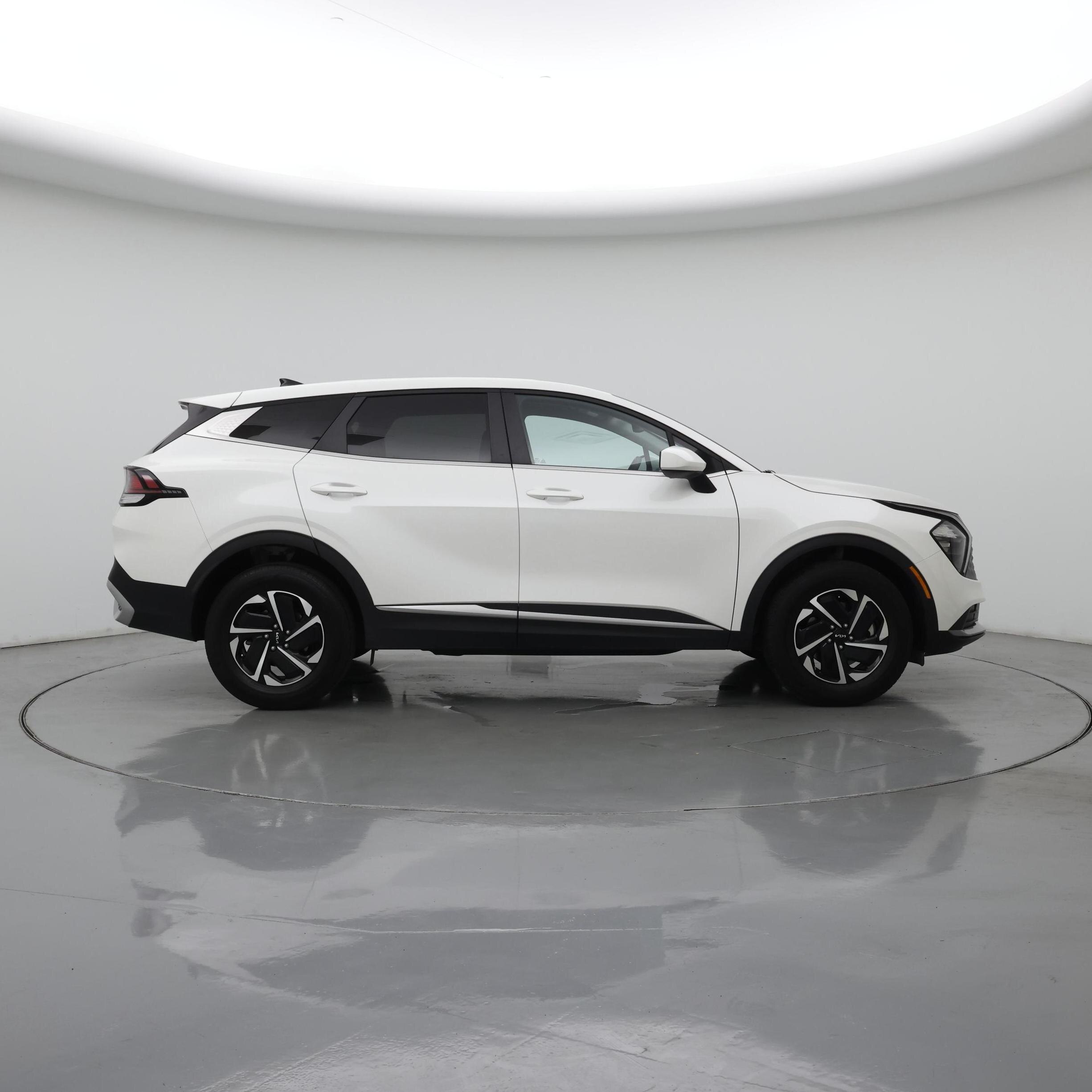 Thumbnail: 2023 Kia Sportage - 7