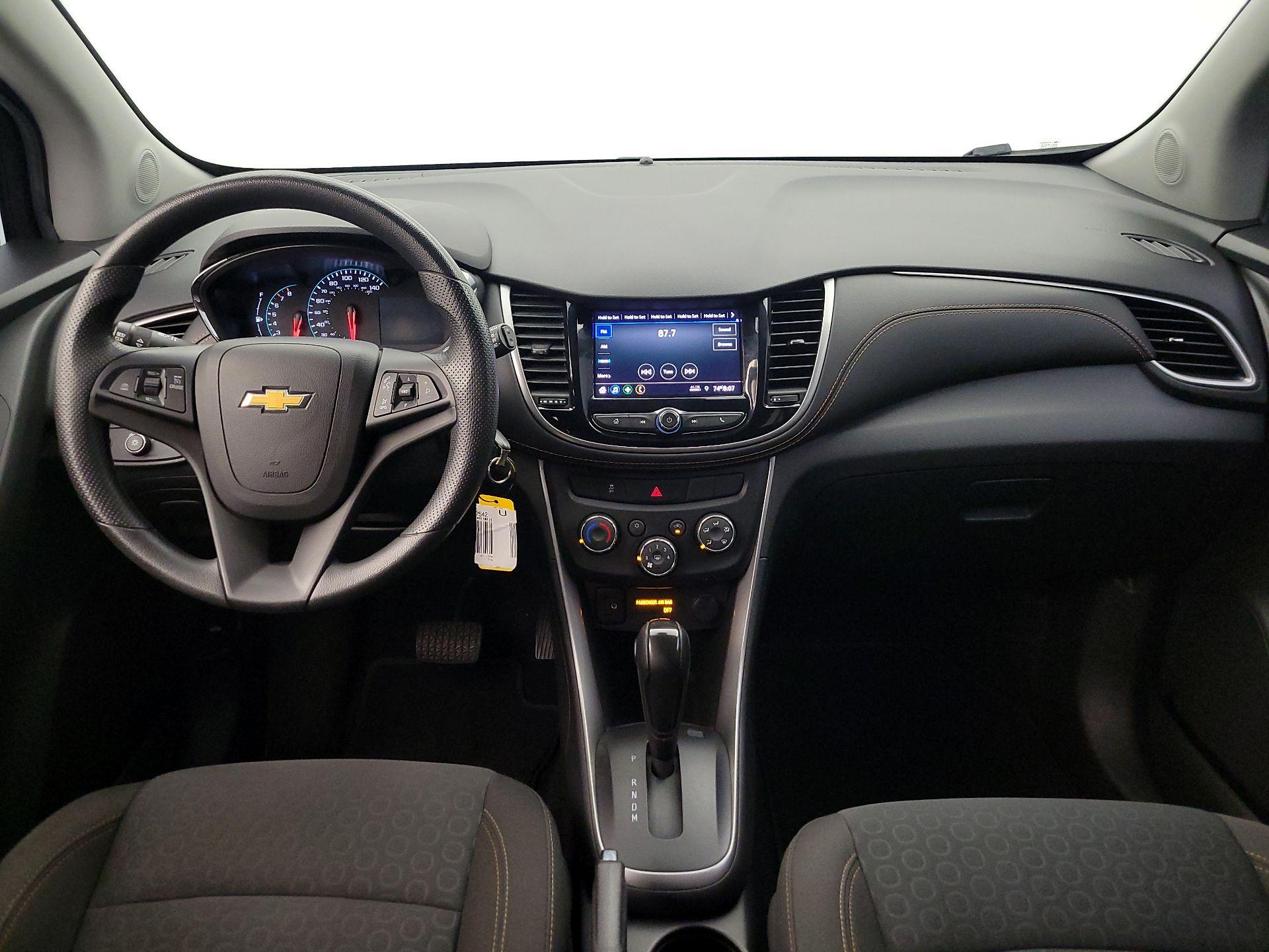 Thumbnail: 2021 Chevrolet Trax - 9