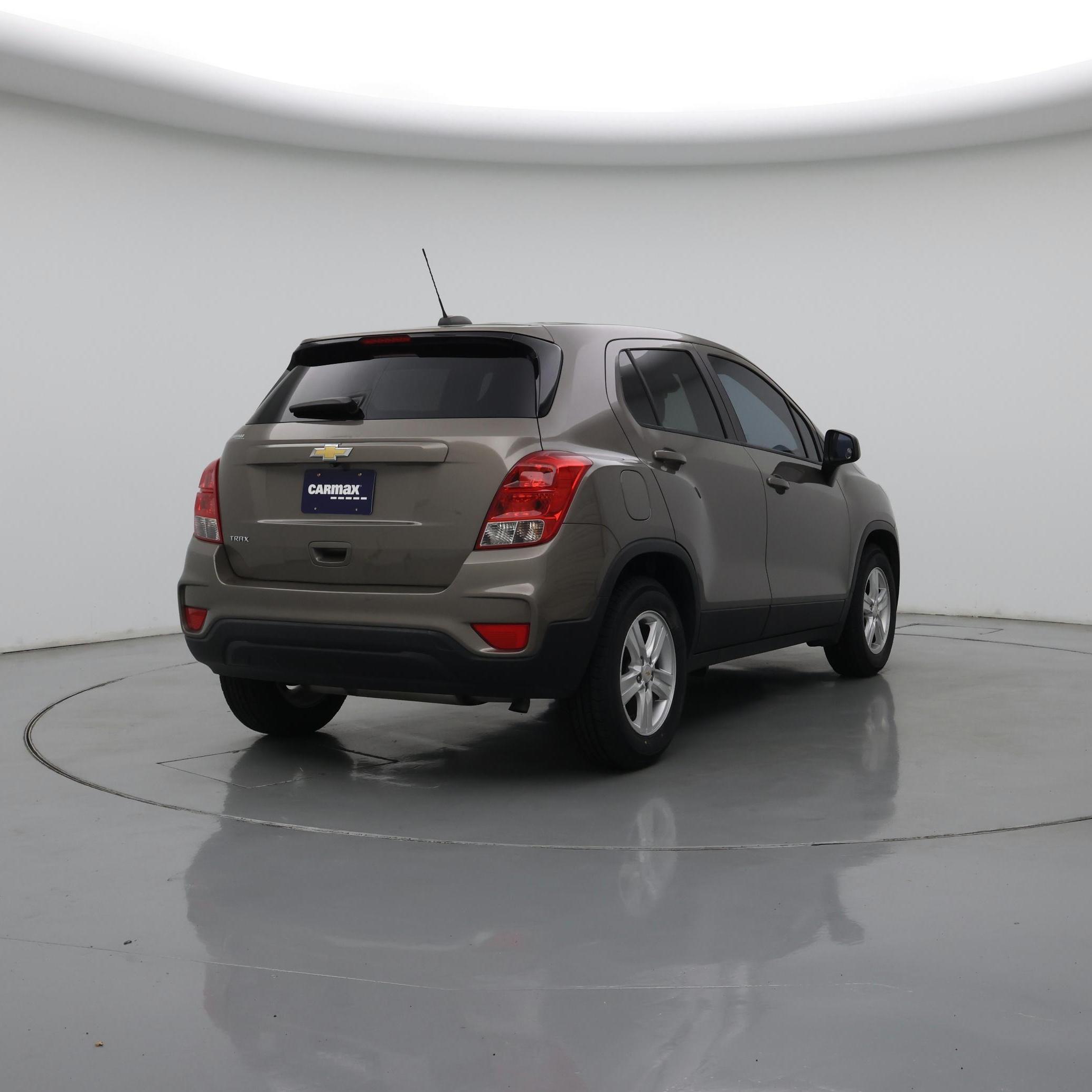 Thumbnail: 2021 Chevrolet Trax - 8