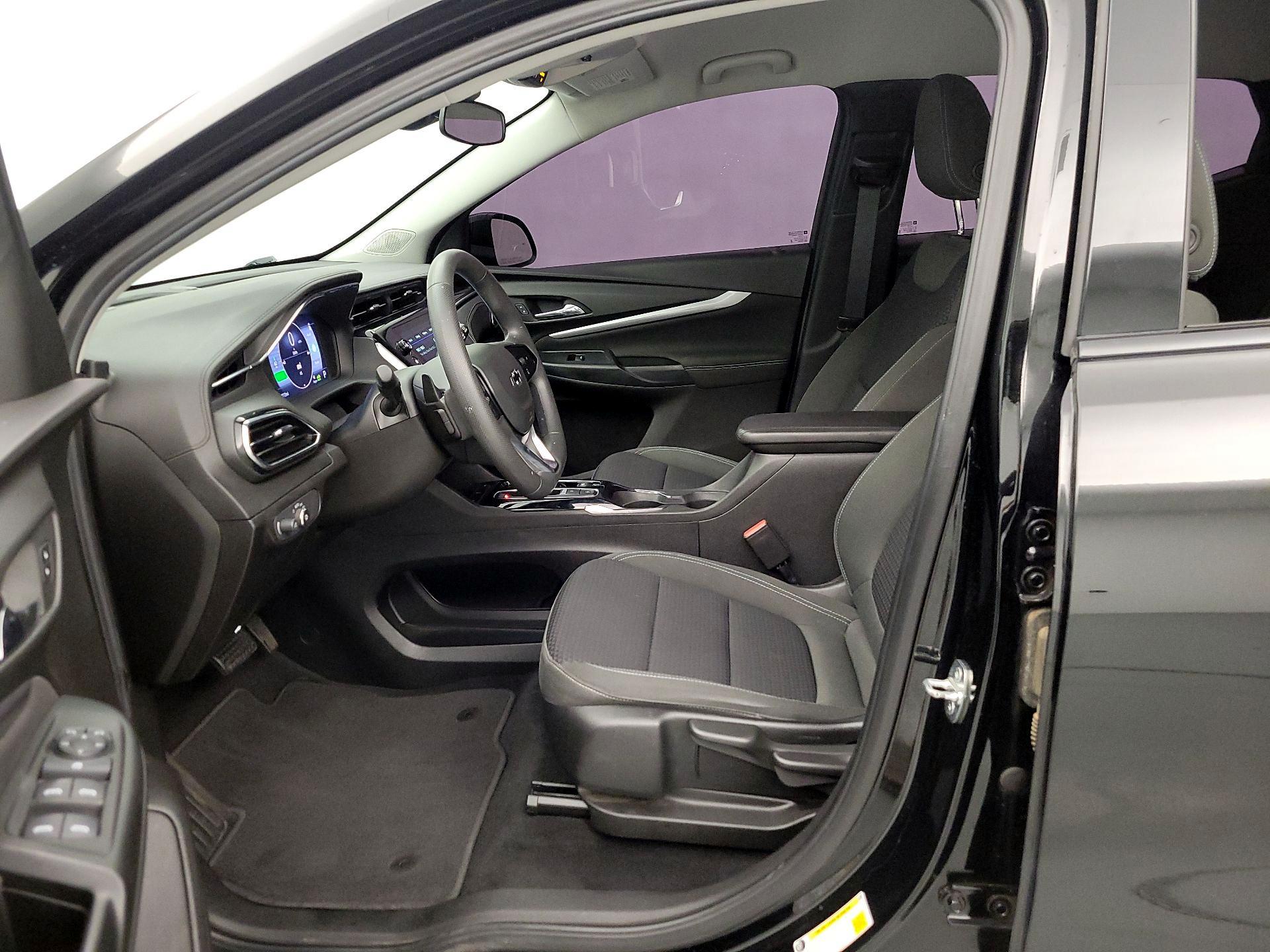 Thumbnail: 2023 Chevrolet Bolt EUV - 11