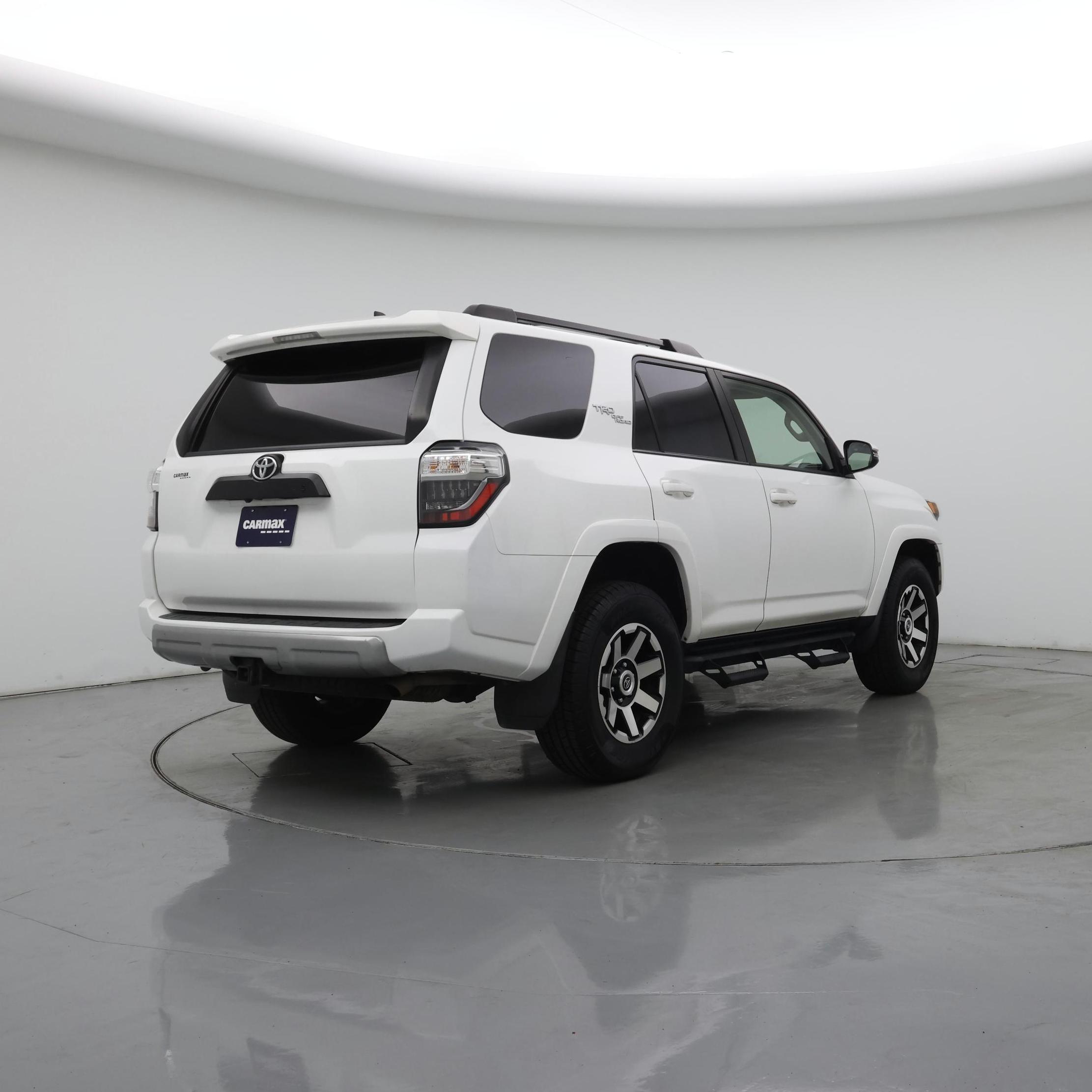 Thumbnail: 2021 Toyota 4Runner - 8