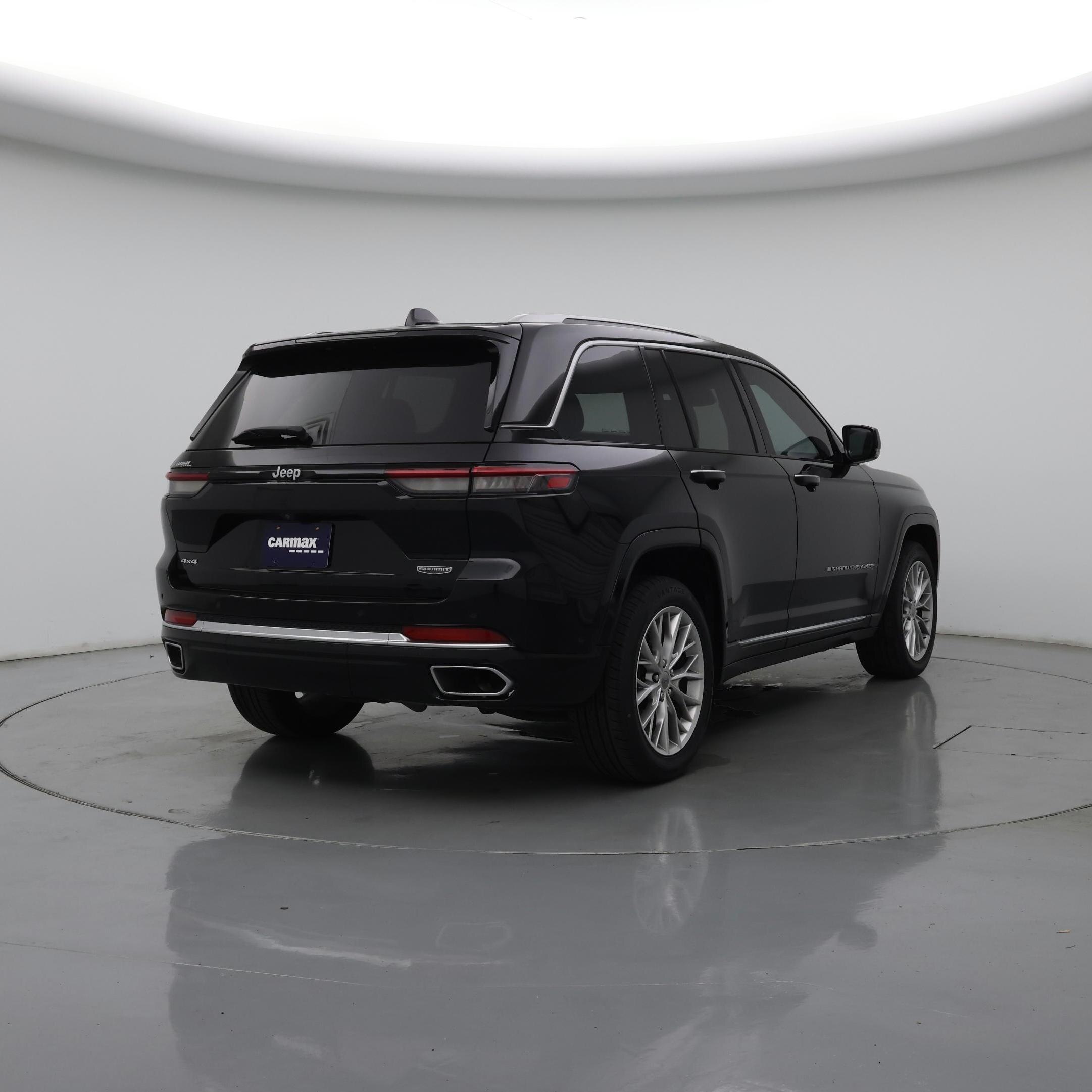 Thumbnail: 2023 Jeep Grand Cherokee - 8
