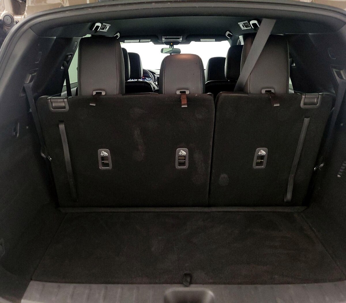 Trunk/Cargo (Seats Up)