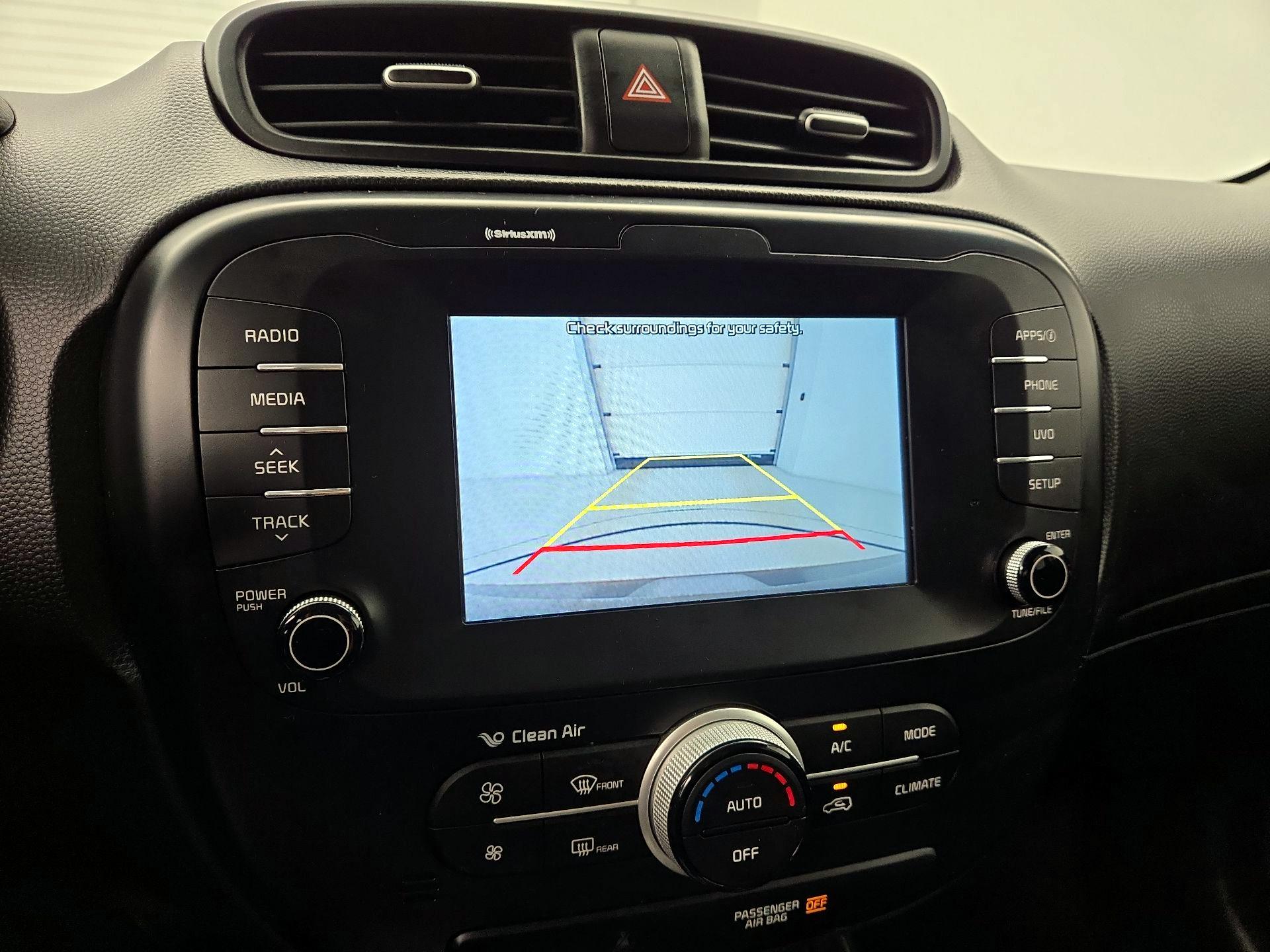 Thumbnail: 2019 Kia Soul - 14
