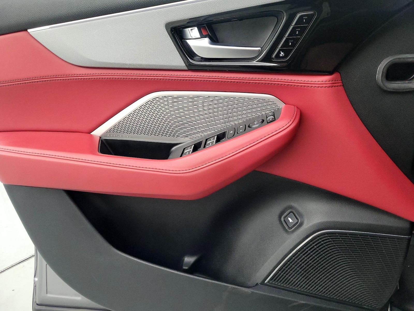 2022 Acura MDX A-Spec Package - Photo 13