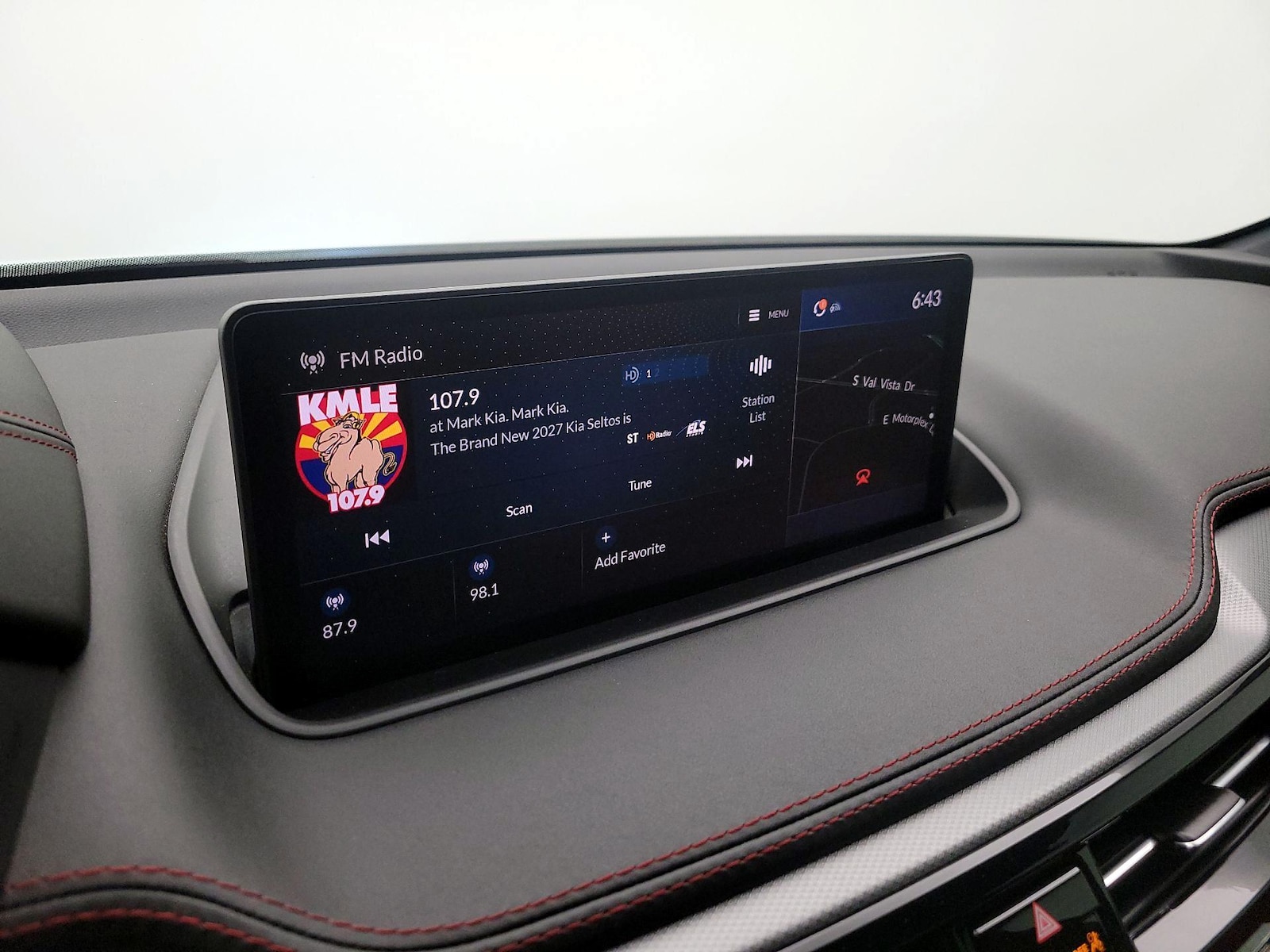 2022 Acura MDX A-Spec Package - Photo 17