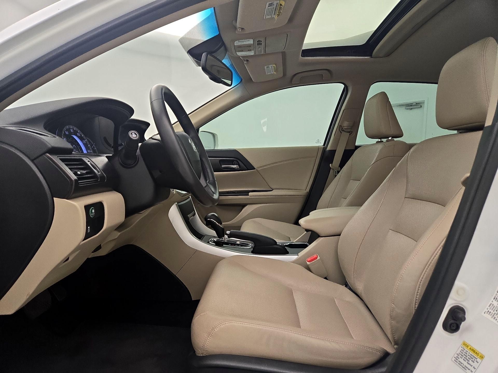 Thumbnail: 2015 Honda Accord - 11