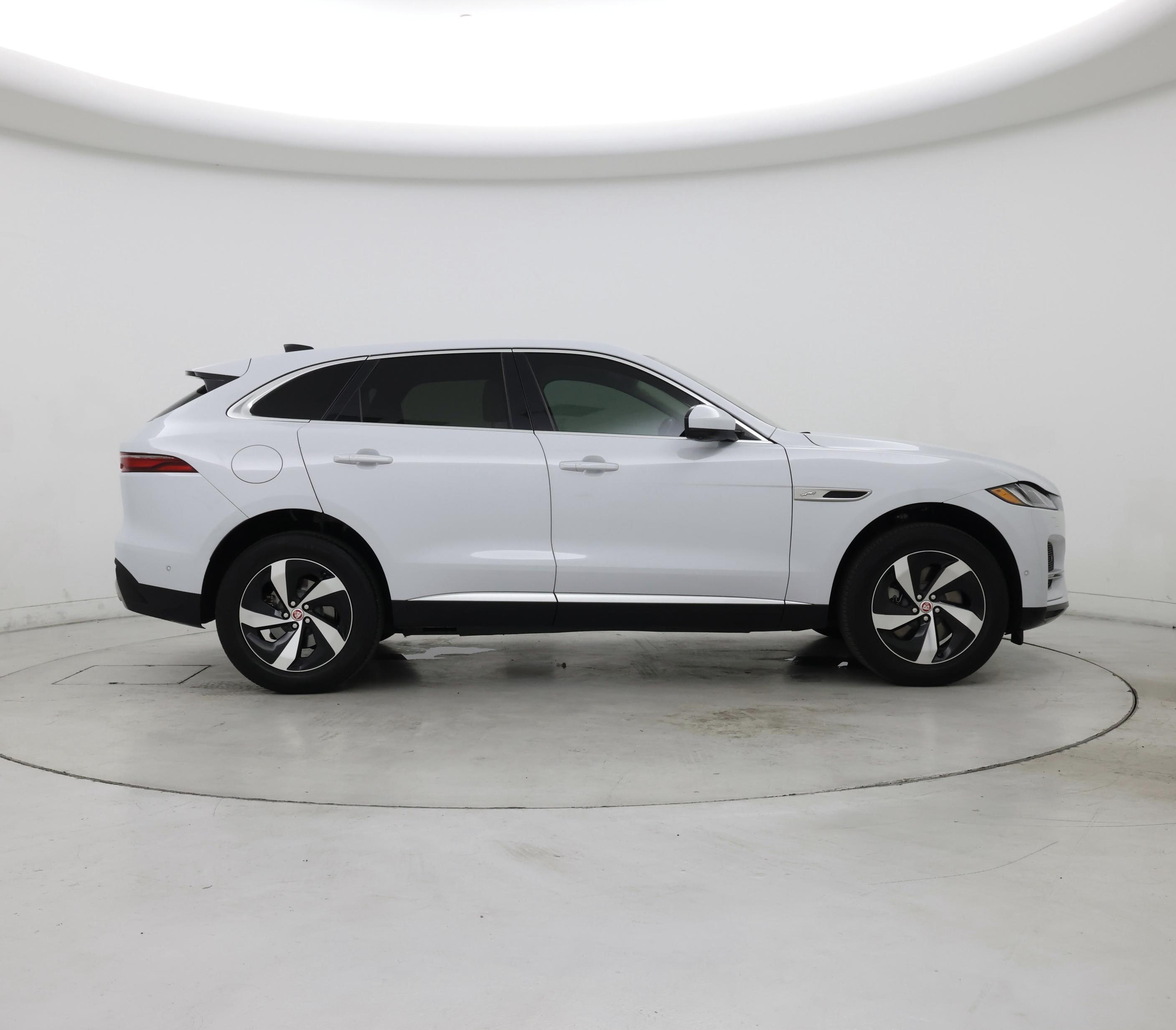 Thumbnail: 2021 Jaguar F-Pace - 7