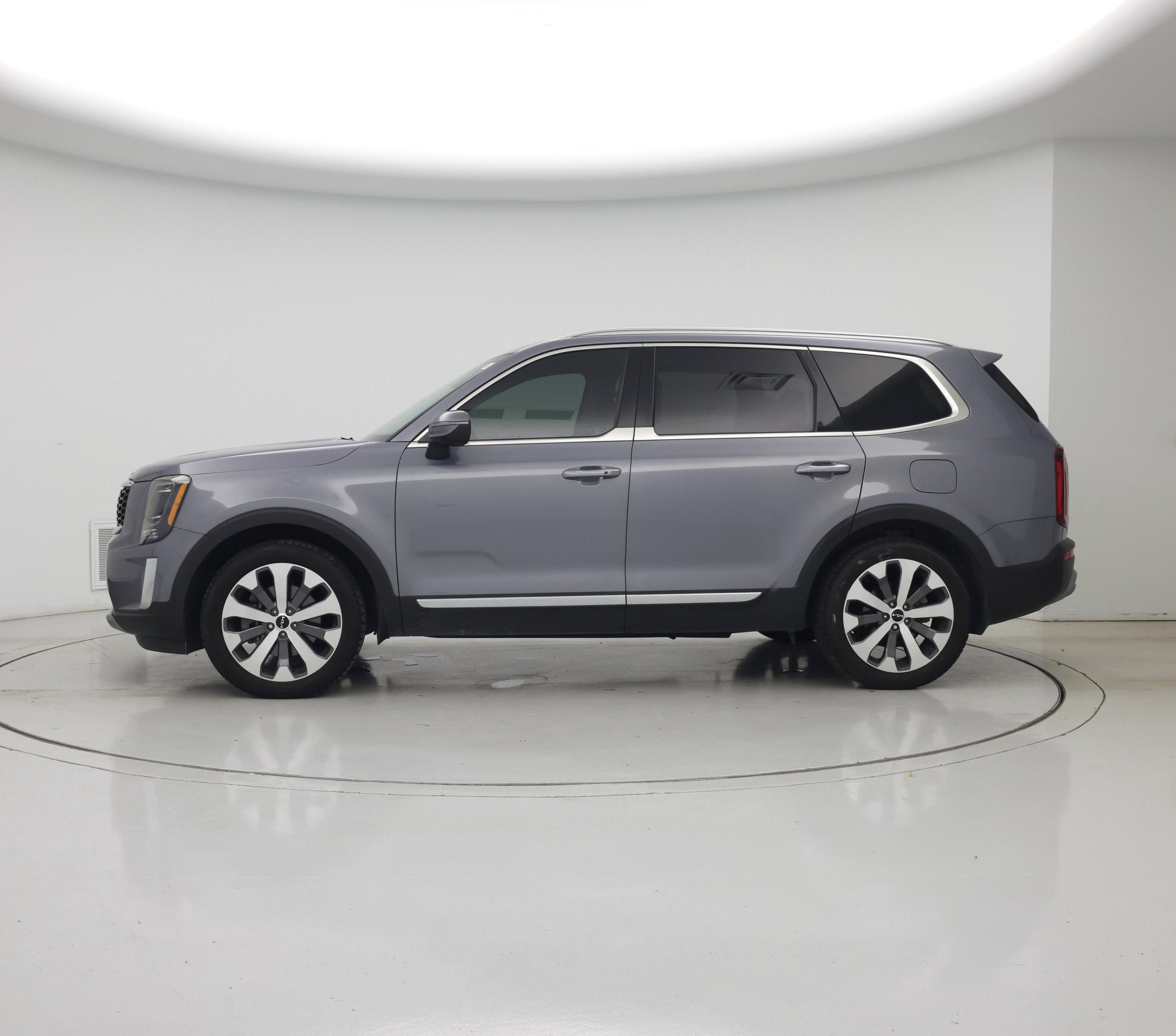 Thumbnail: 2022 Kia Telluride - 3