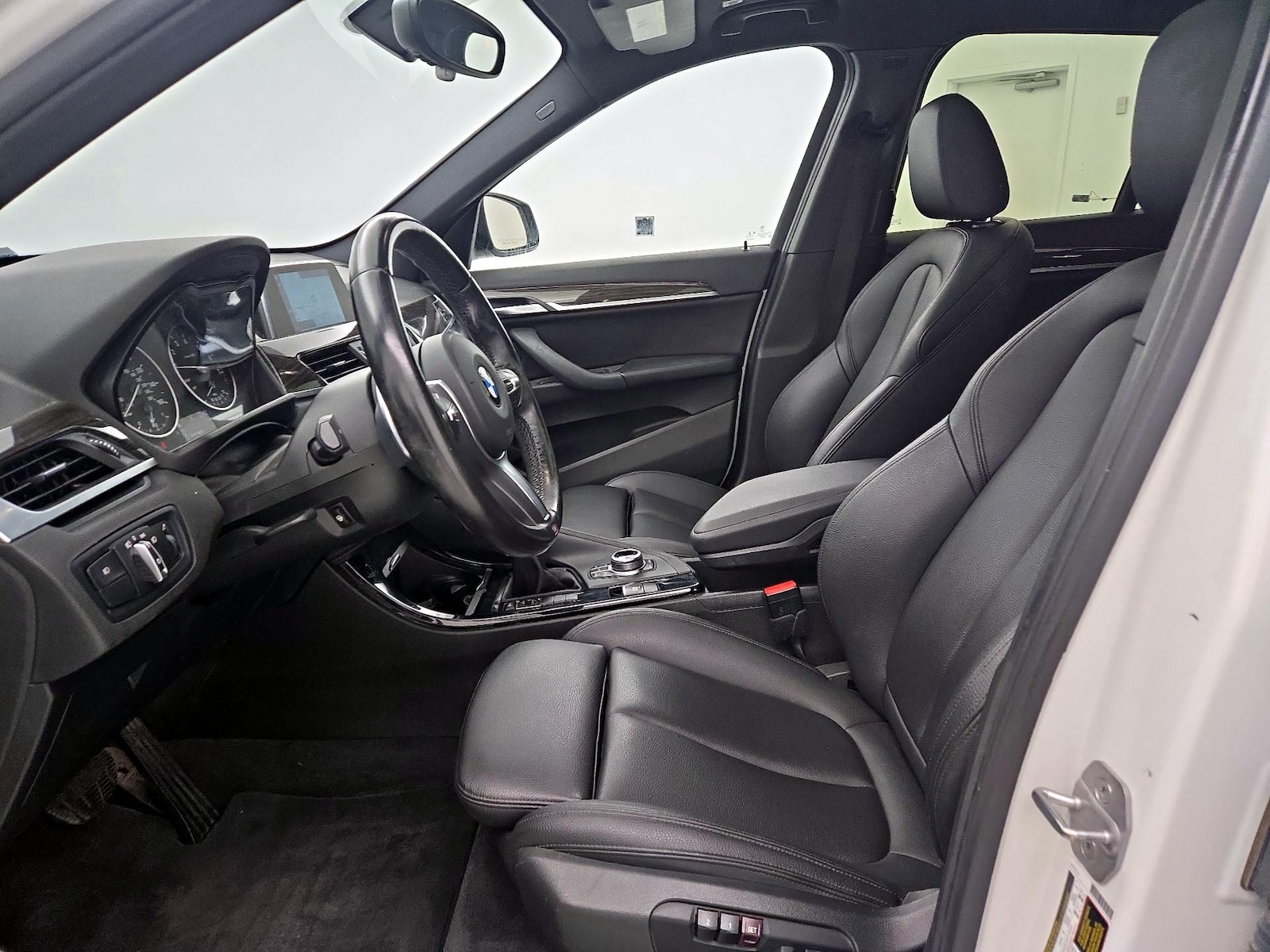 2018 BMW X1 28i - Photo 12