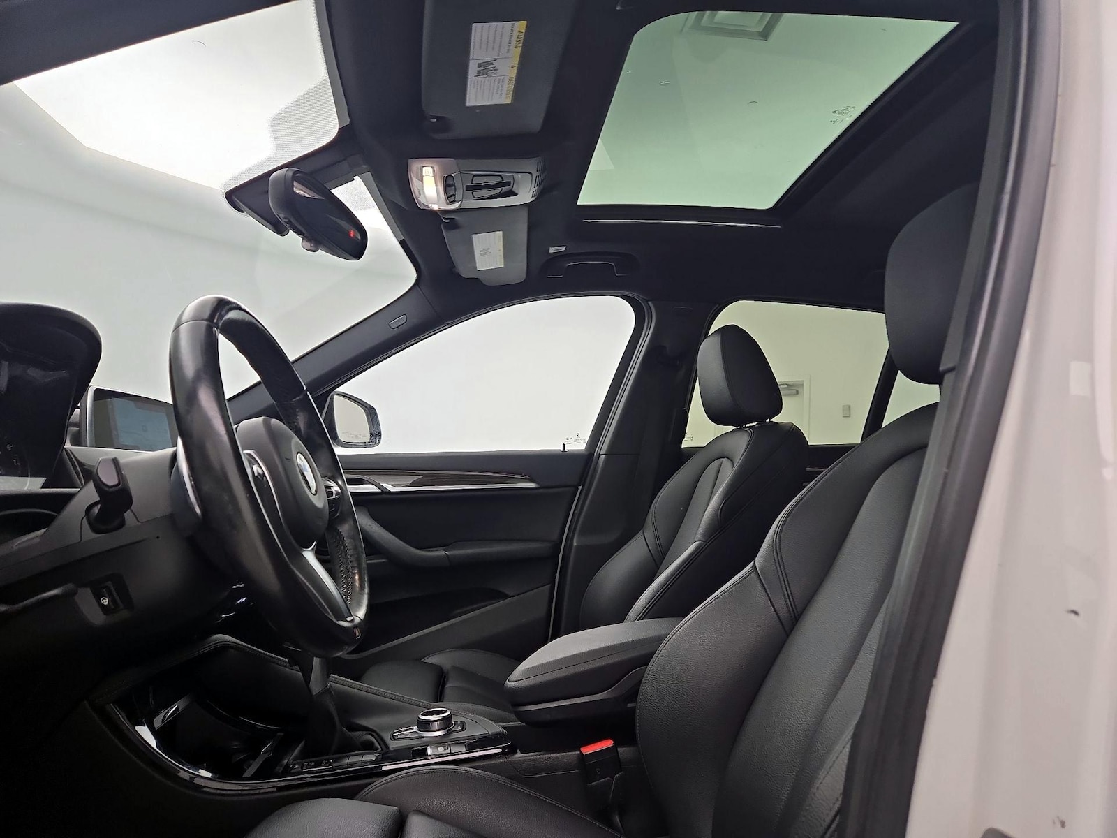 2018 BMW X1 28i - Photo 21