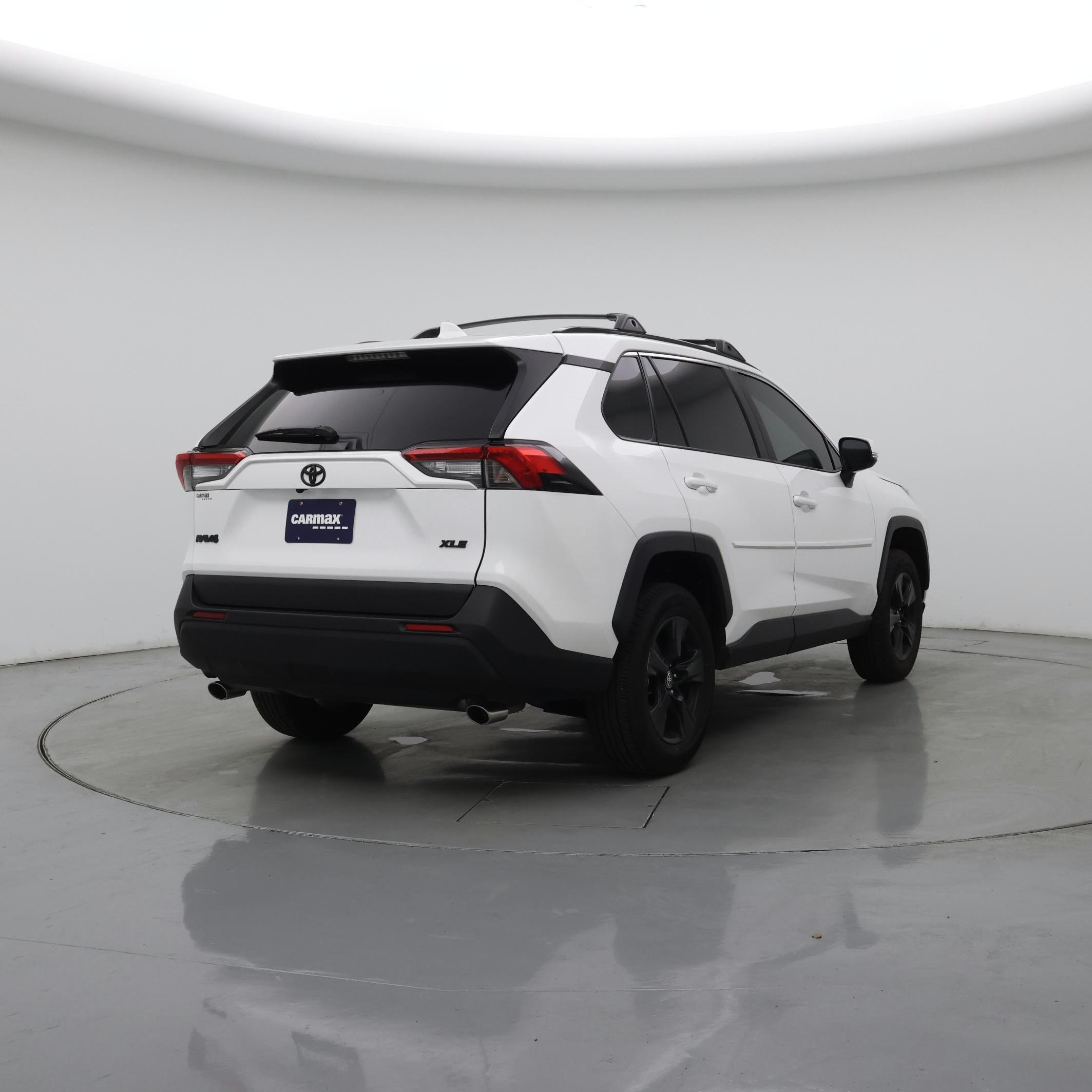 Thumbnail: 2025 Toyota RAV4 - 8