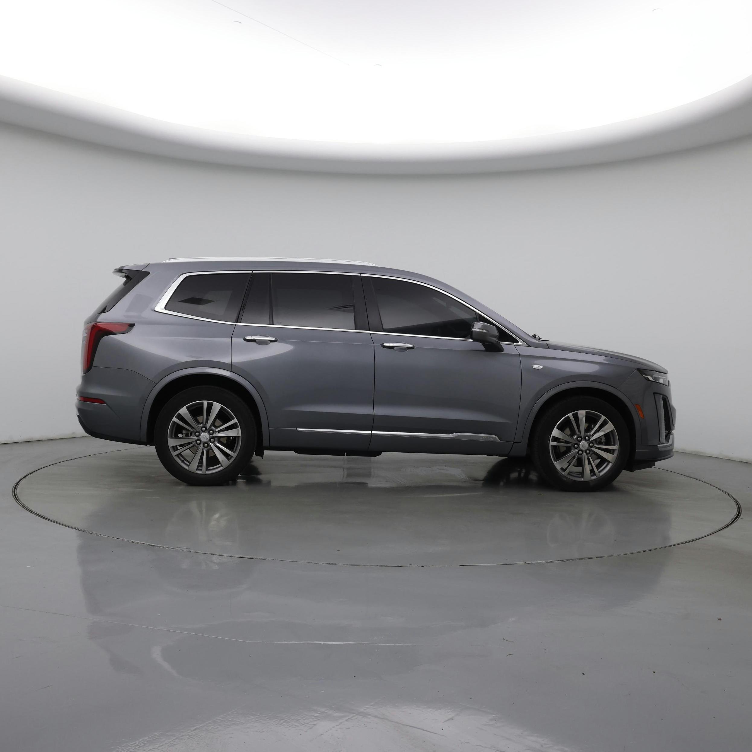 Thumbnail: 2021 Cadillac XT6 - 7
