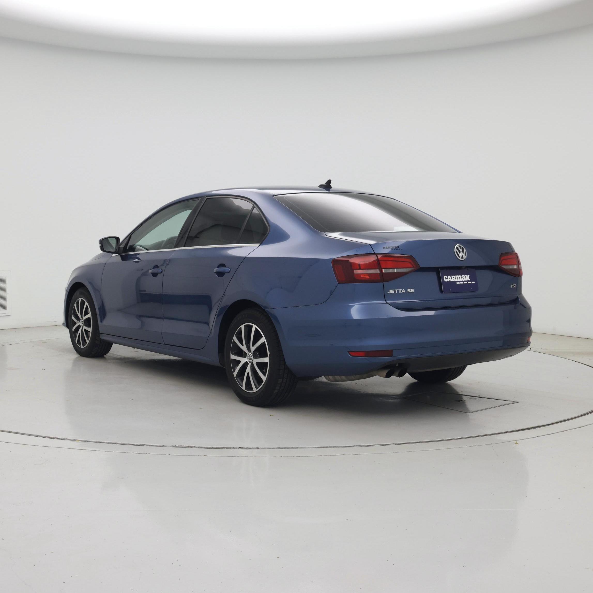 Thumbnail: 2017 Volkswagen Jetta - 2