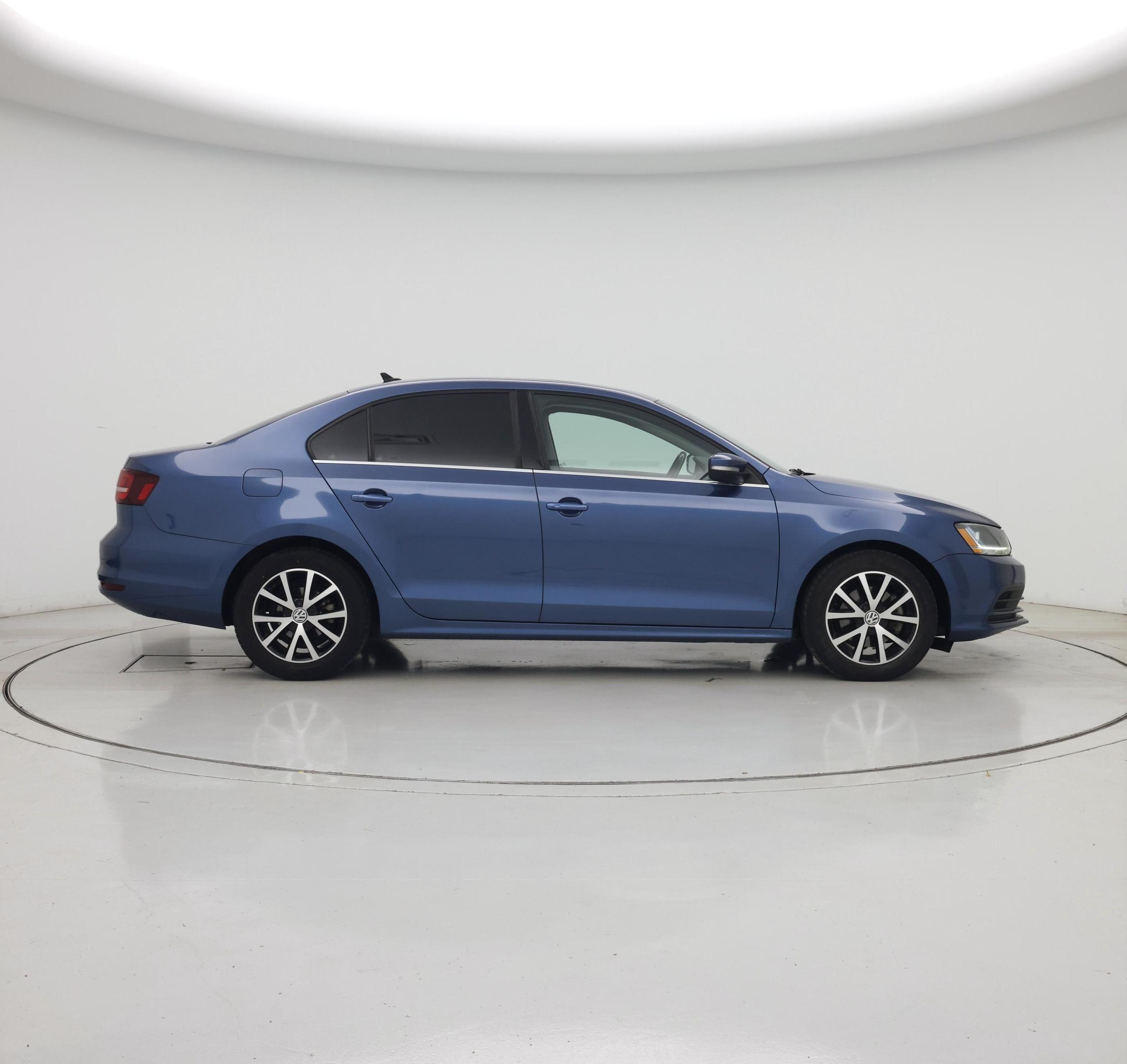 Thumbnail: 2017 Volkswagen Jetta - 7