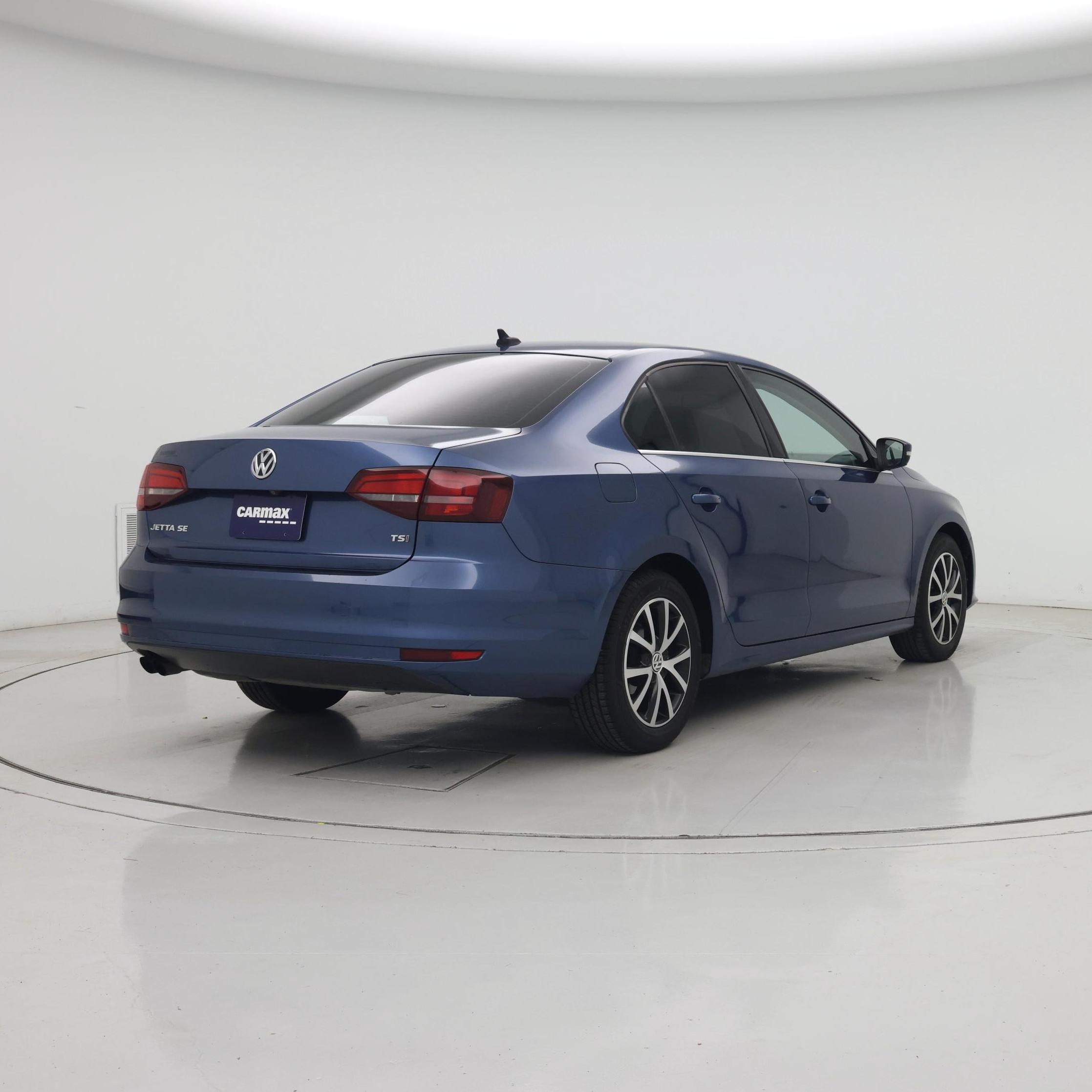 Thumbnail: 2017 Volkswagen Jetta - 8