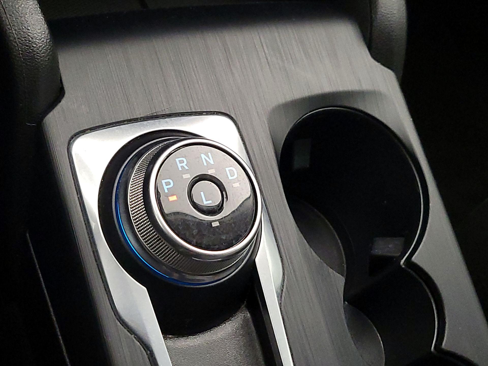 Thumbnail: 2022 Ford Escape - 17