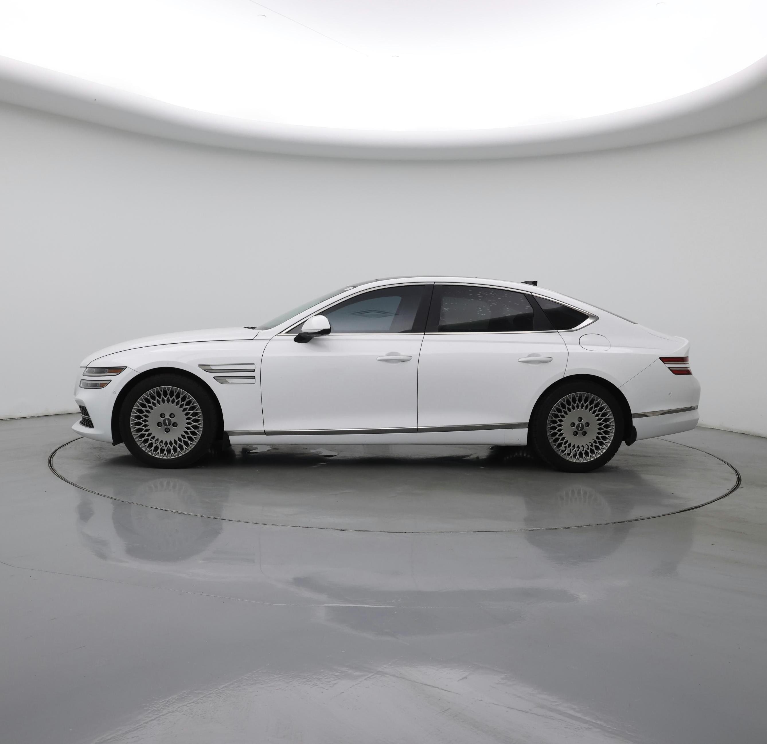 Thumbnail: 2022 Genesis G80 - 3