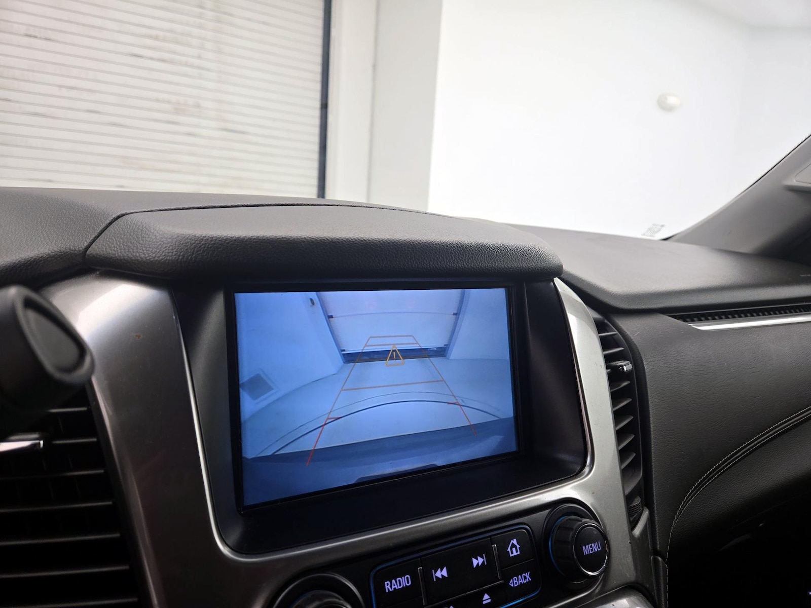 2020 Chevrolet Tahoe LS - Photo 15