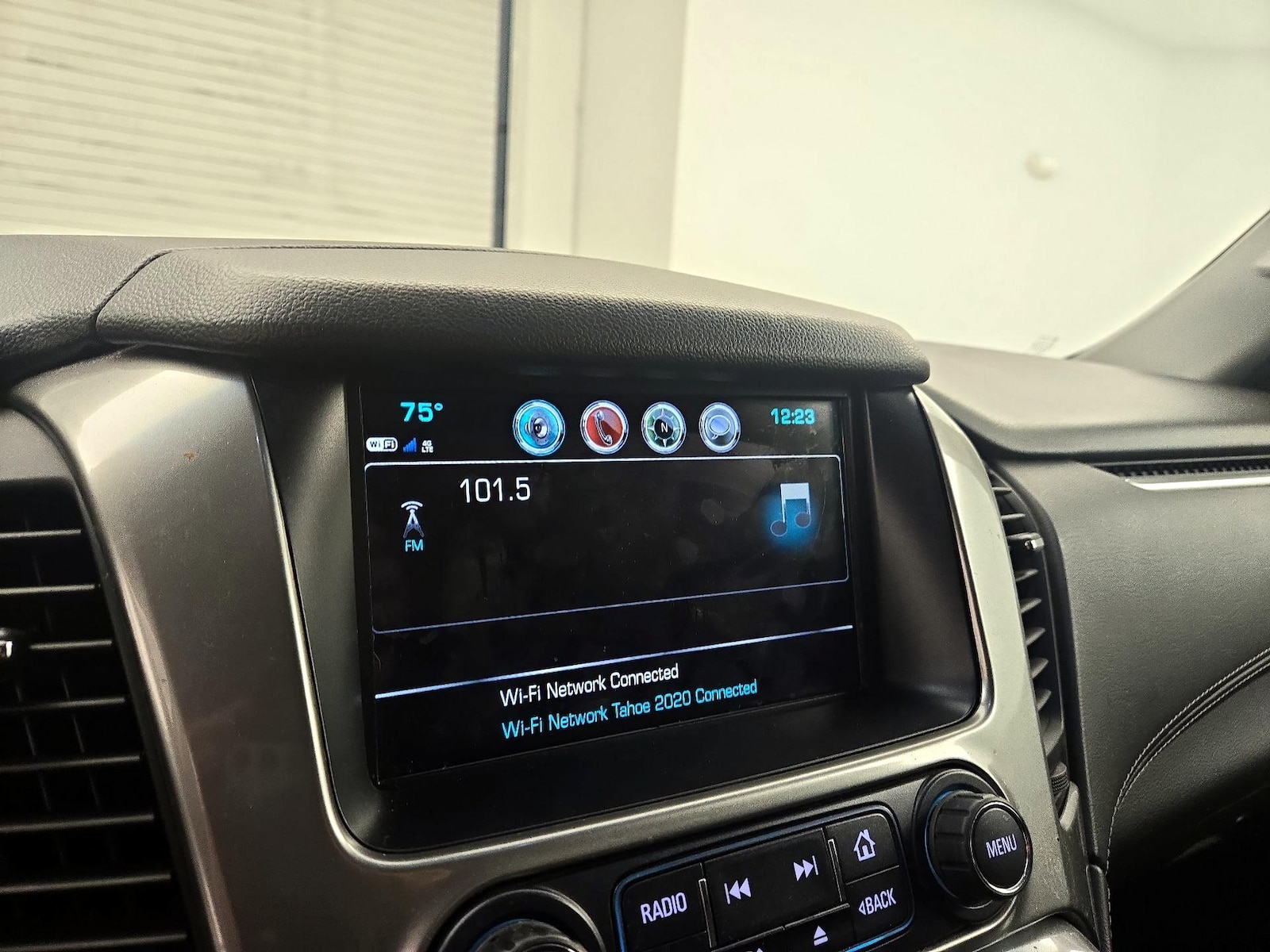 2020 Chevrolet Tahoe LS - Photo 16