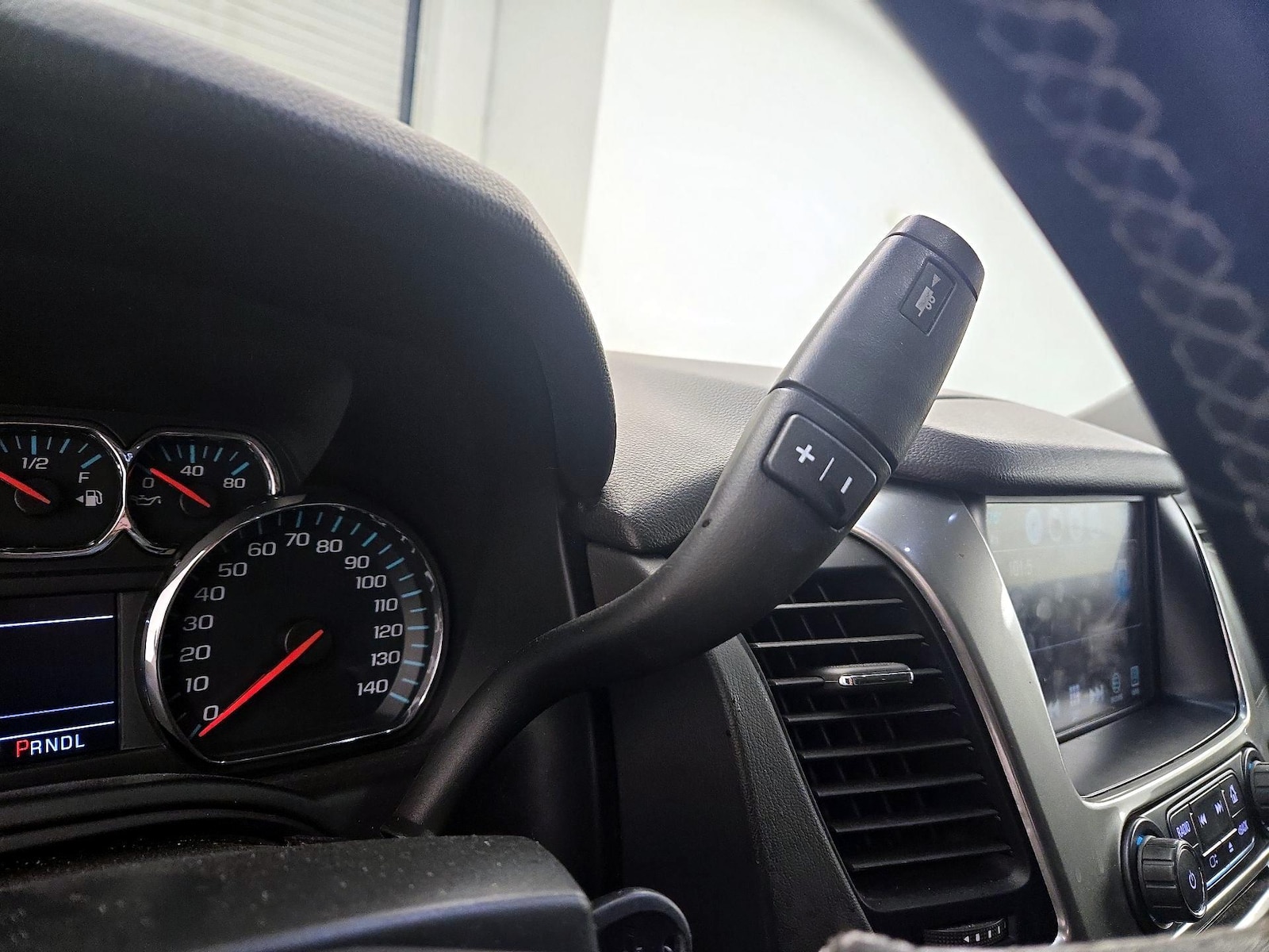 2020 Chevrolet Tahoe LS - Photo 18