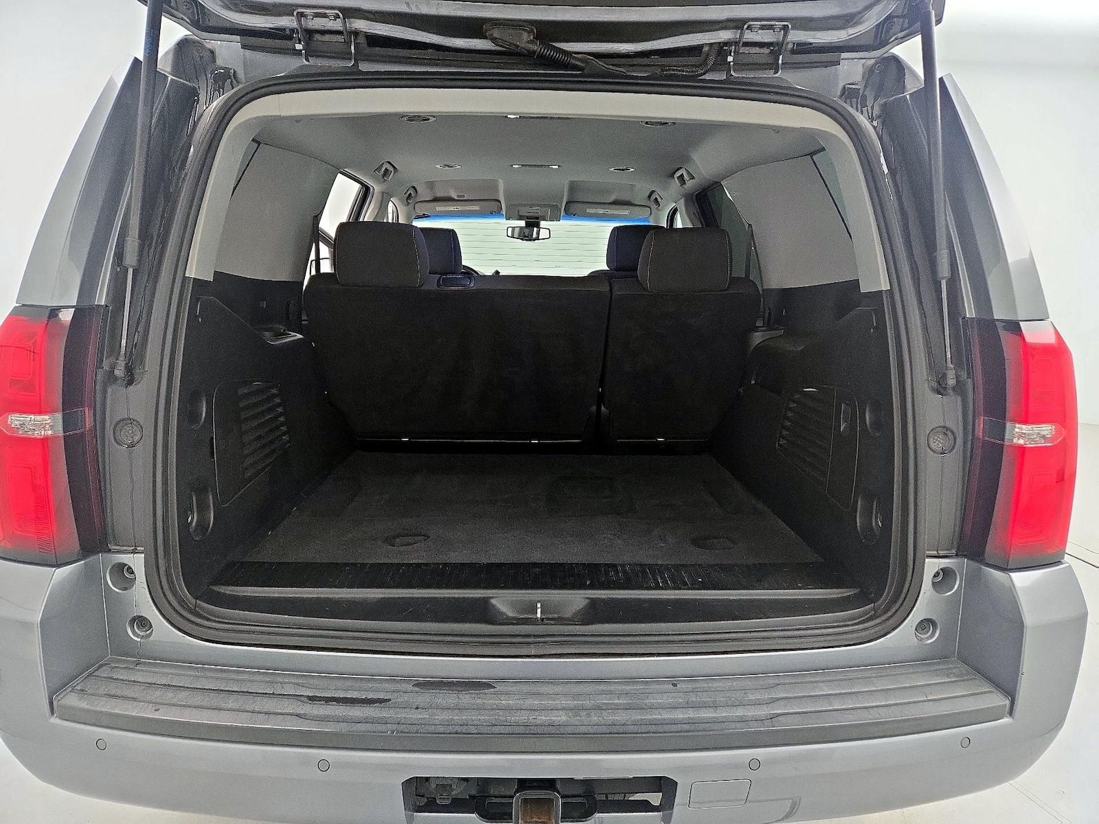 2020 Chevrolet Tahoe LS - Photo 21
