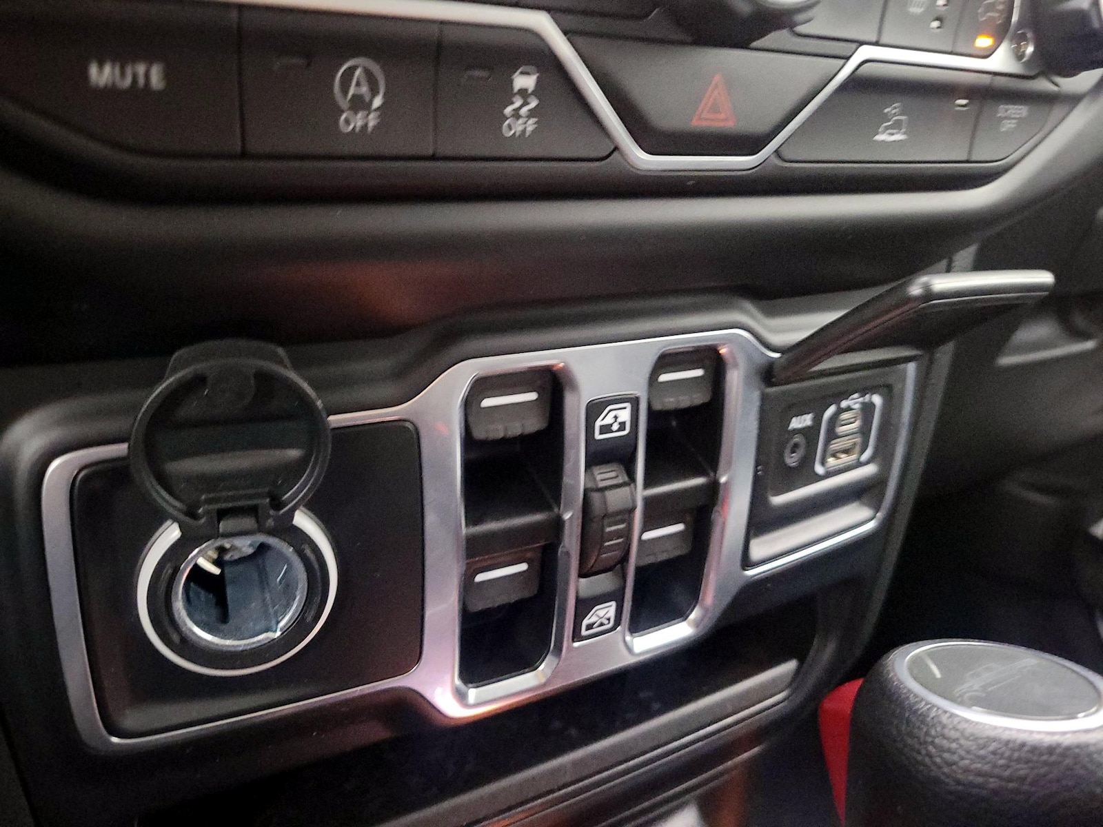 2023 Jeep Gladiator Texas Trail - Photo 19