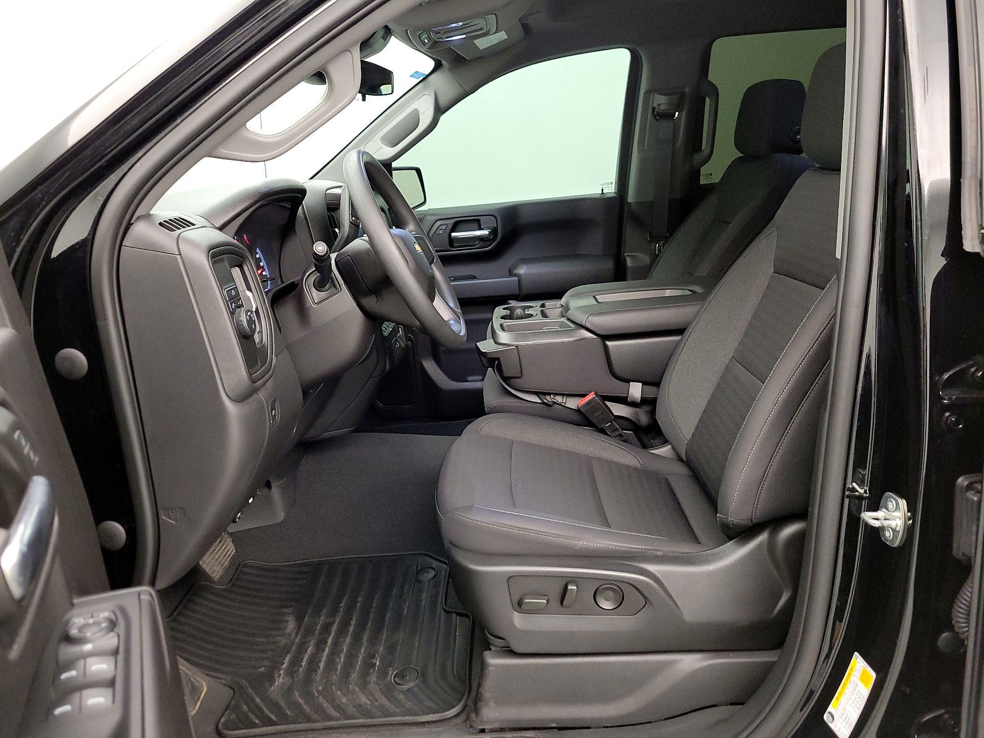 Thumbnail: 2023 Chevrolet Silverado 1500 - 11