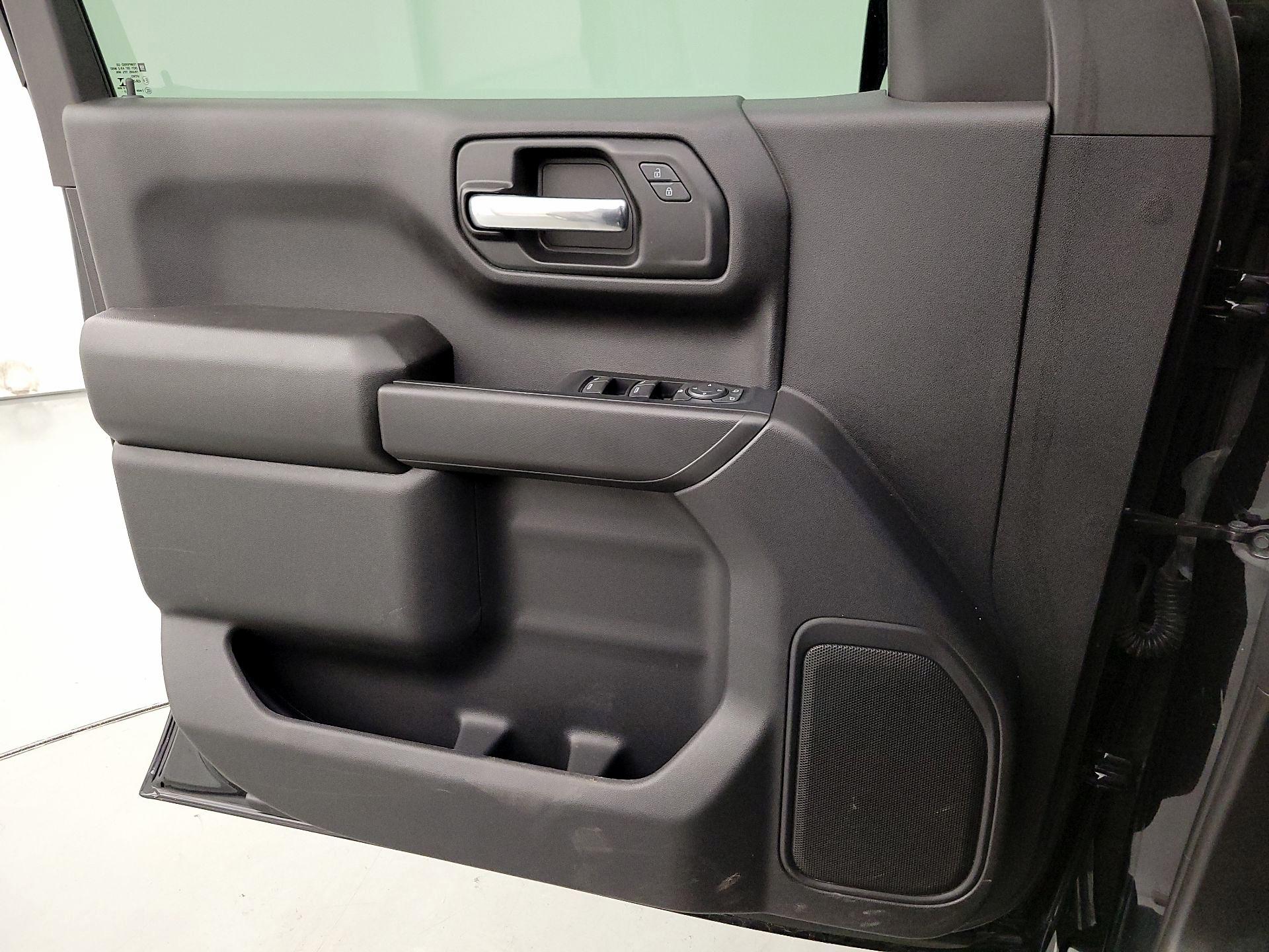 Thumbnail: 2023 Chevrolet Silverado 1500 - 12