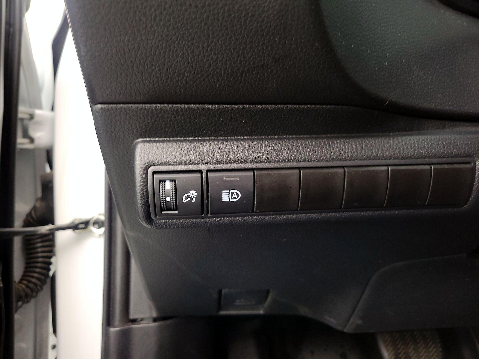 2024 Toyota Corolla LE - Photo 14