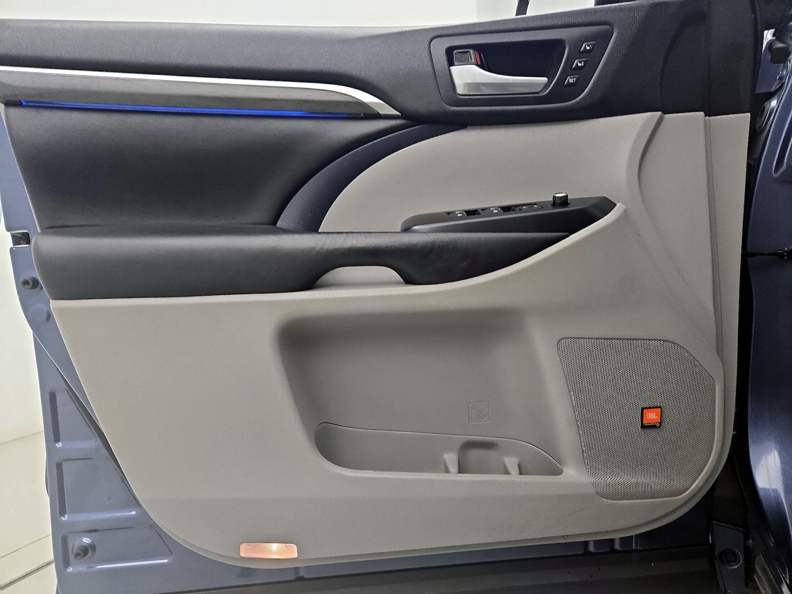 2018 Toyota Highlander Limited Platinum - Photo 13