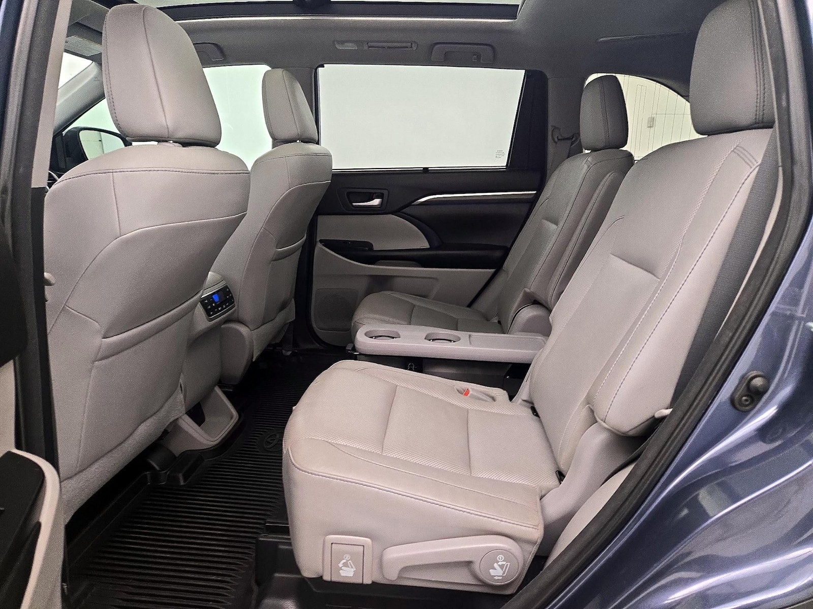 2018 Toyota Highlander Limited Platinum - Photo 22