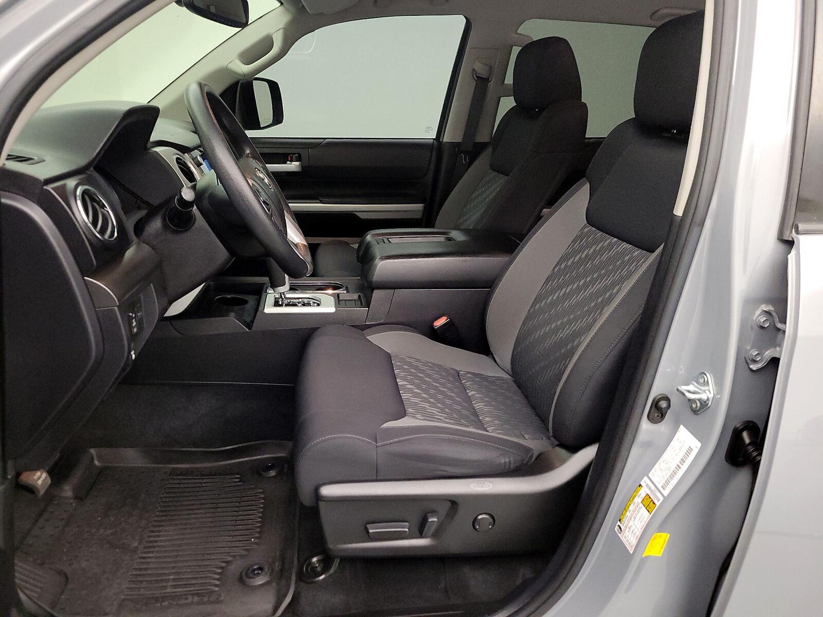 Power Seat(s) & Side Airbags
