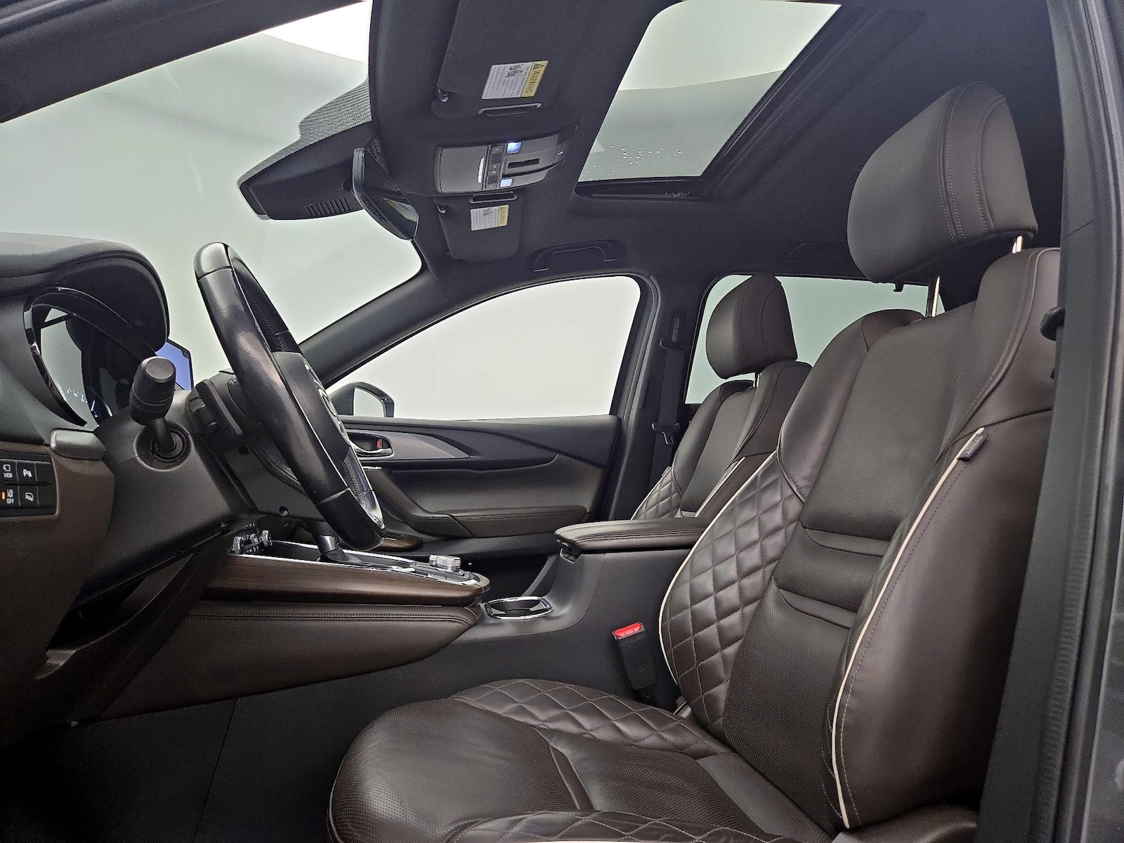 Sunroof(s) & Overhead Airbags