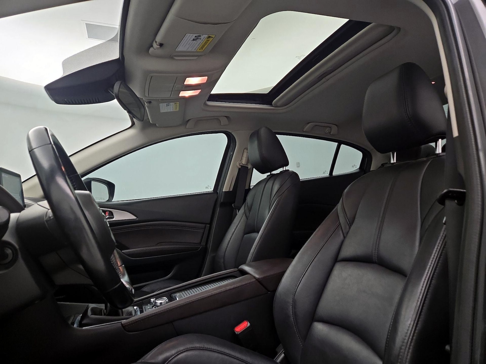 Sunroof(s) & Overhead Airbags
