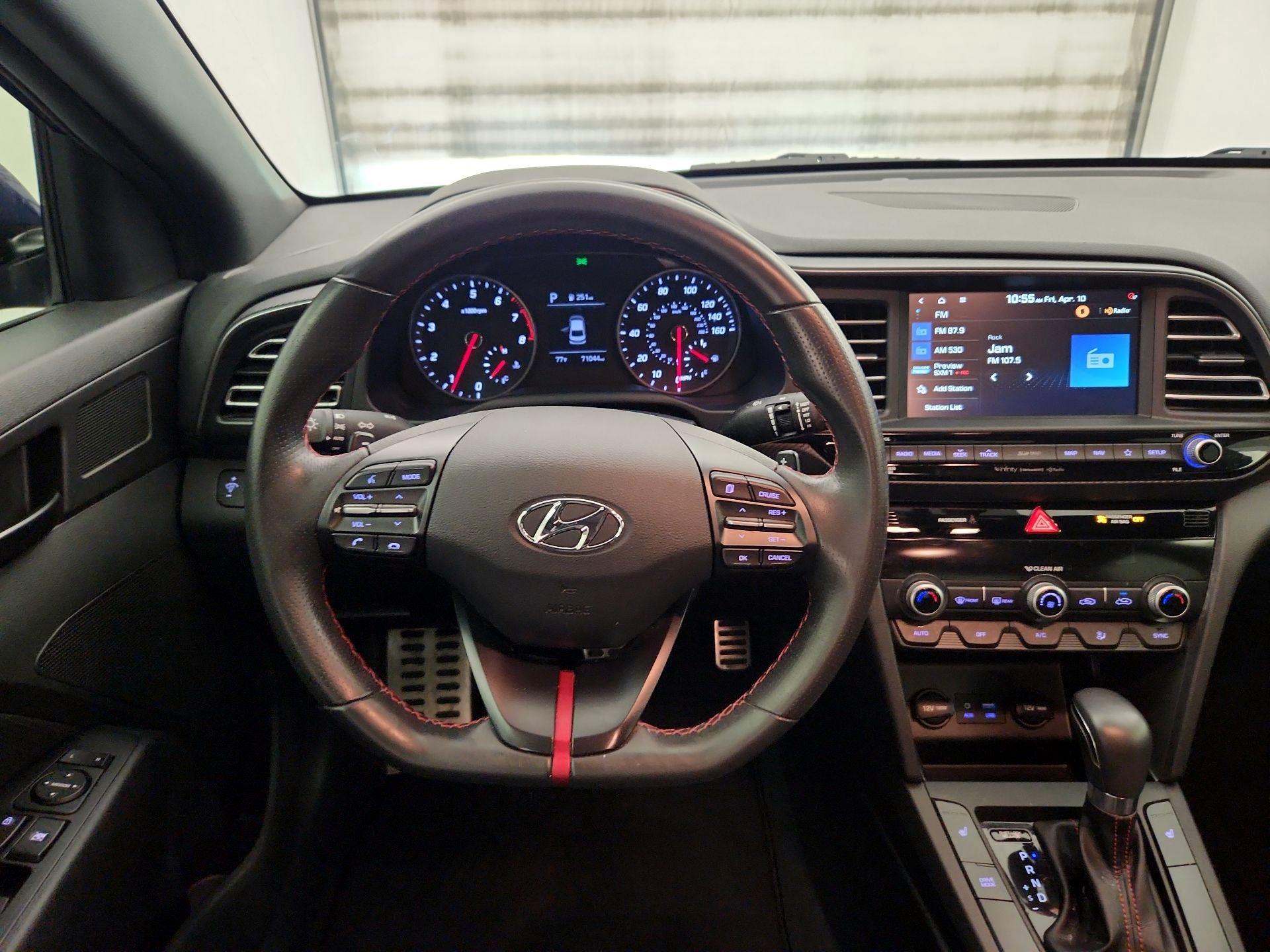 Thumbnail: 2020 Hyundai Elantra - 10