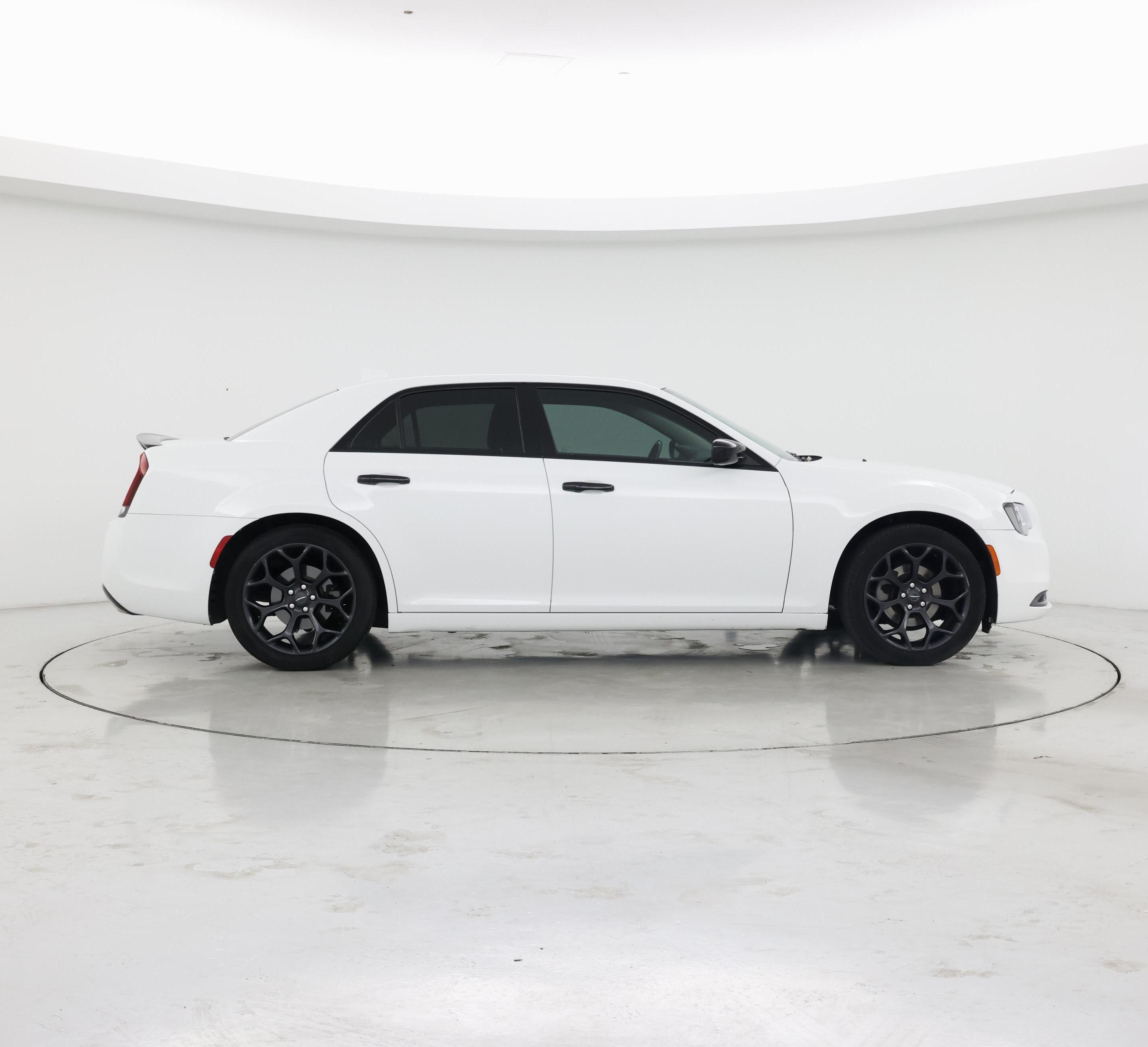 Thumbnail: 2020 Chrysler 300 - 7