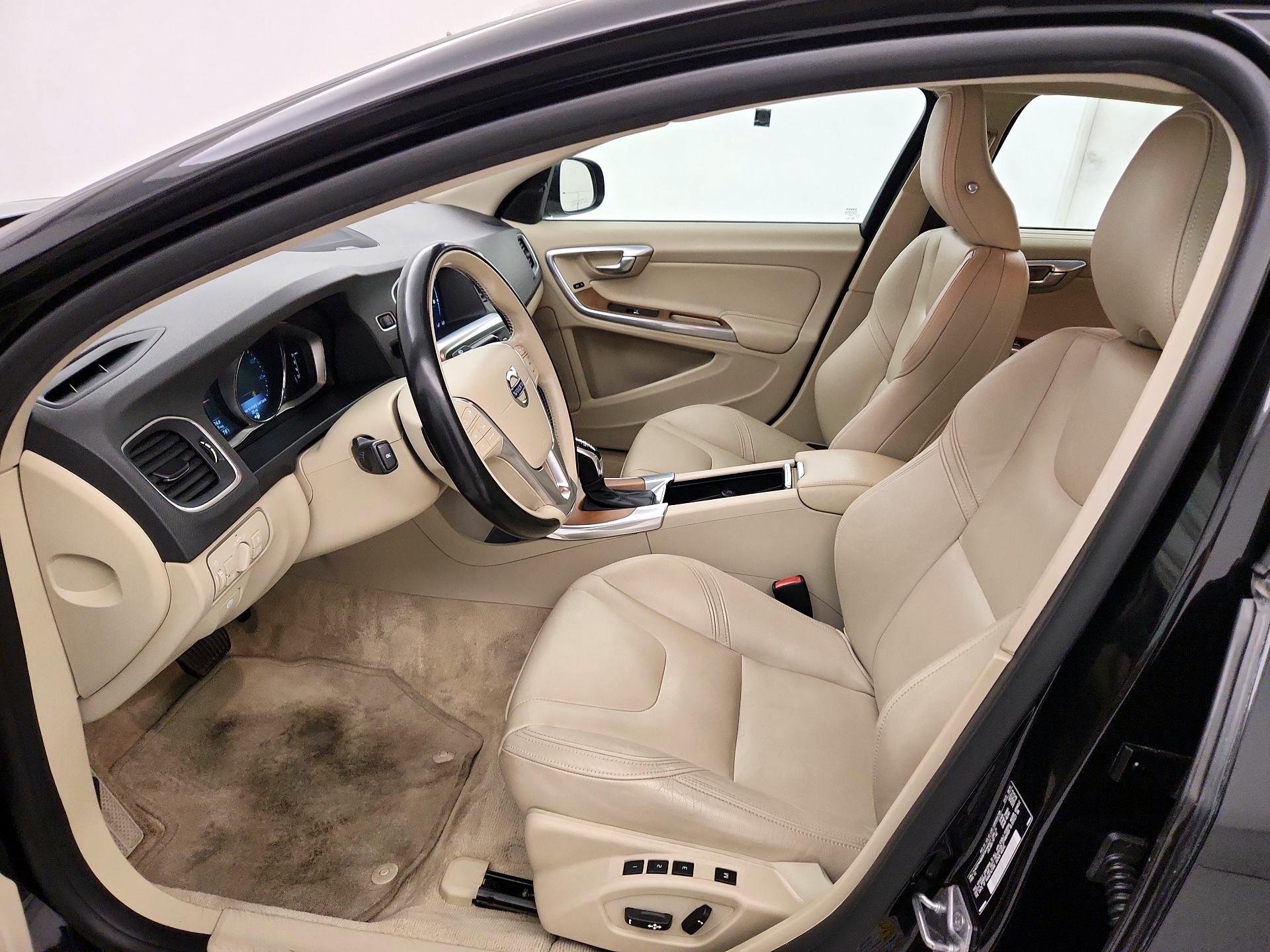 Thumbnail: 2016 Volvo S60 - 11