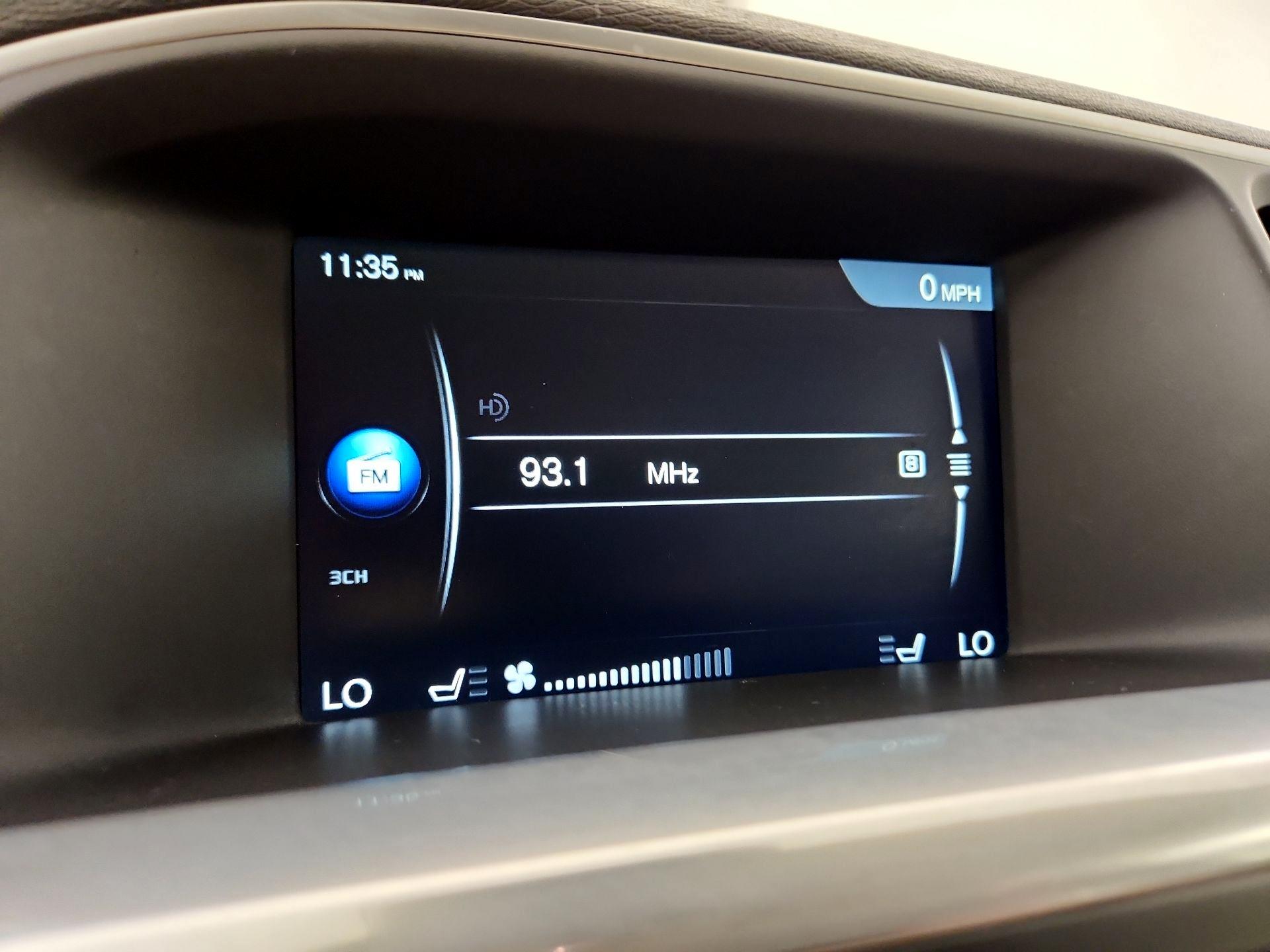 Thumbnail: 2016 Volvo S60 - 15